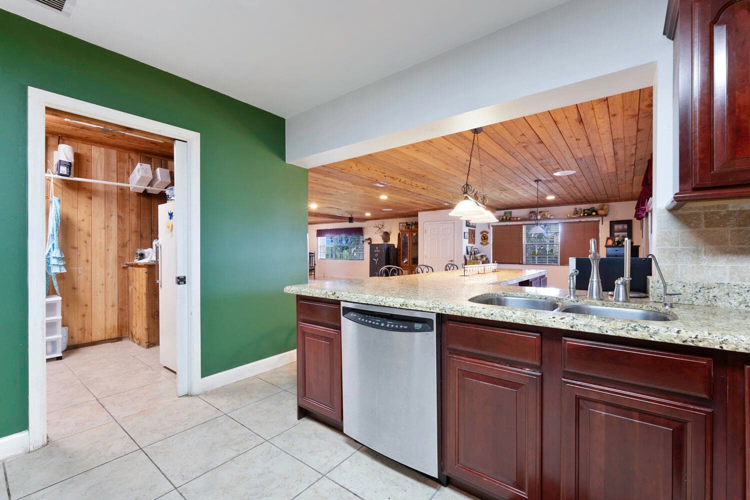 13348 Us Highway 441, Canal Point, FL 33438 23