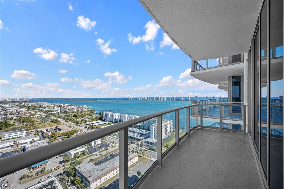 220 Lake Shore Drive 2223, Lake Park, FL 33403 2