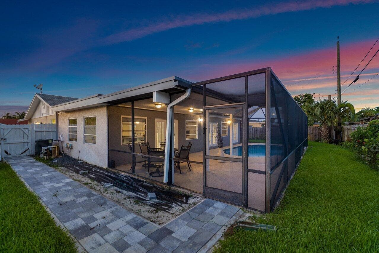 1837 16th Avenue N, Lake Worth Beach, FL 33460 43