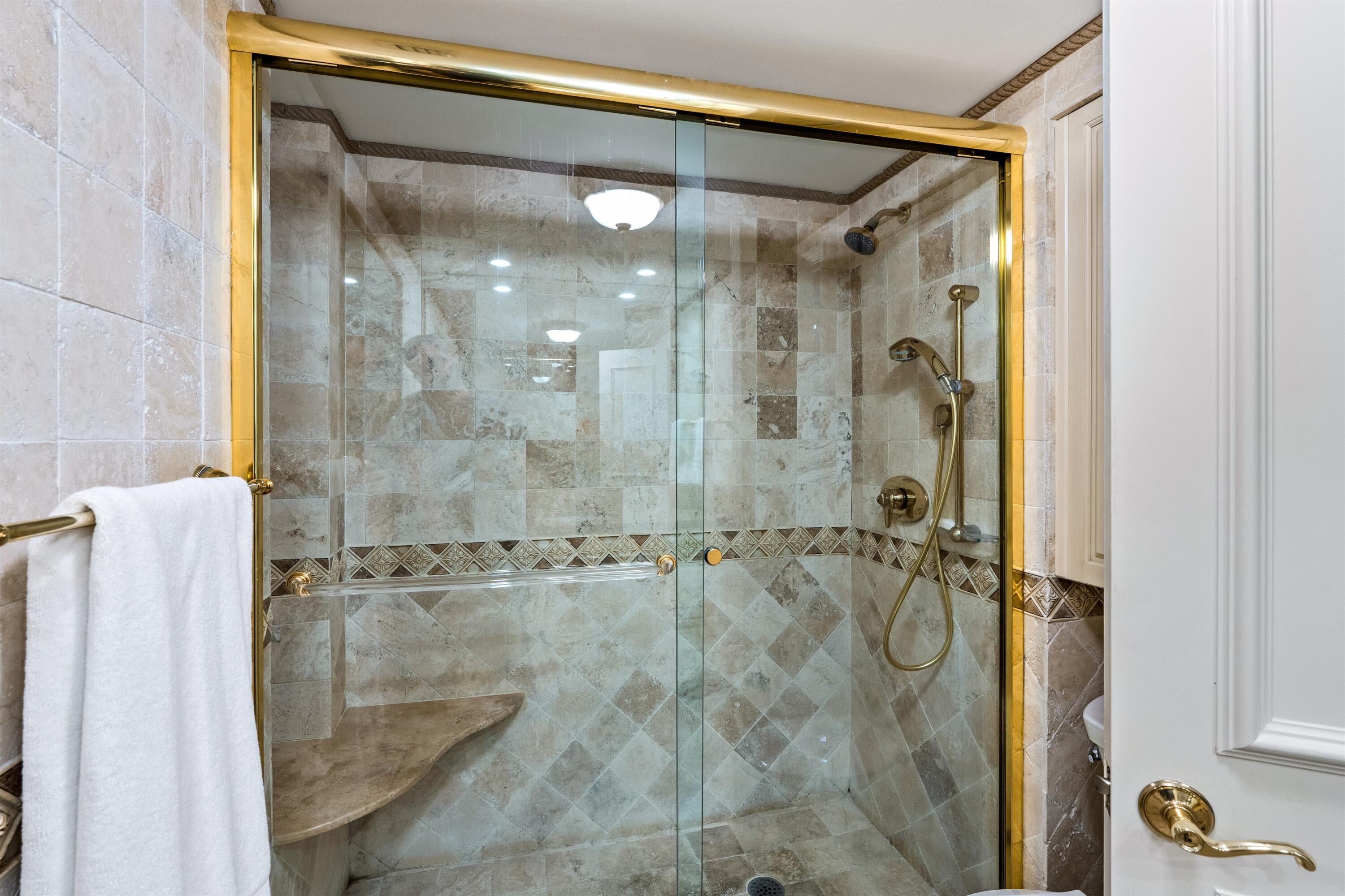 400 Seasage Drive 1101, Delray Beach, FL 33483 19