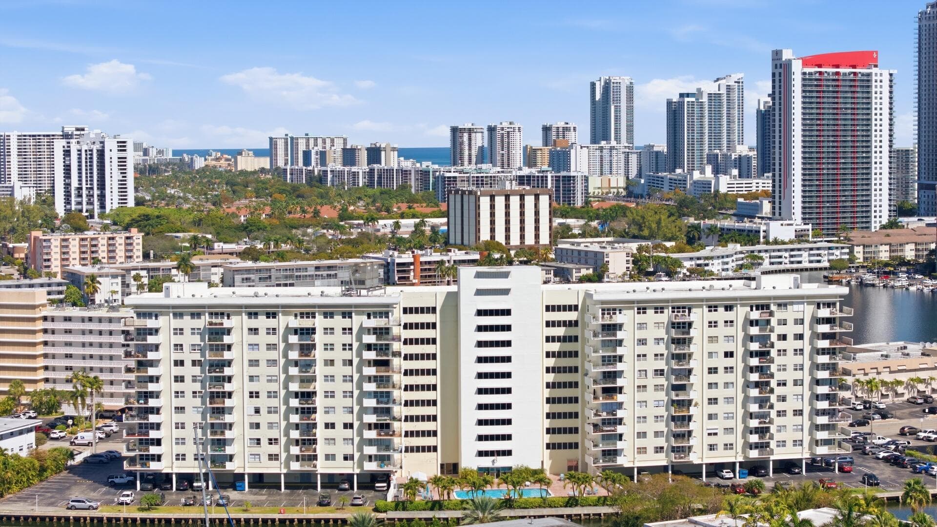 401 Golden Isles Drive 1009, Hallandale Beach, FL 33009 40
