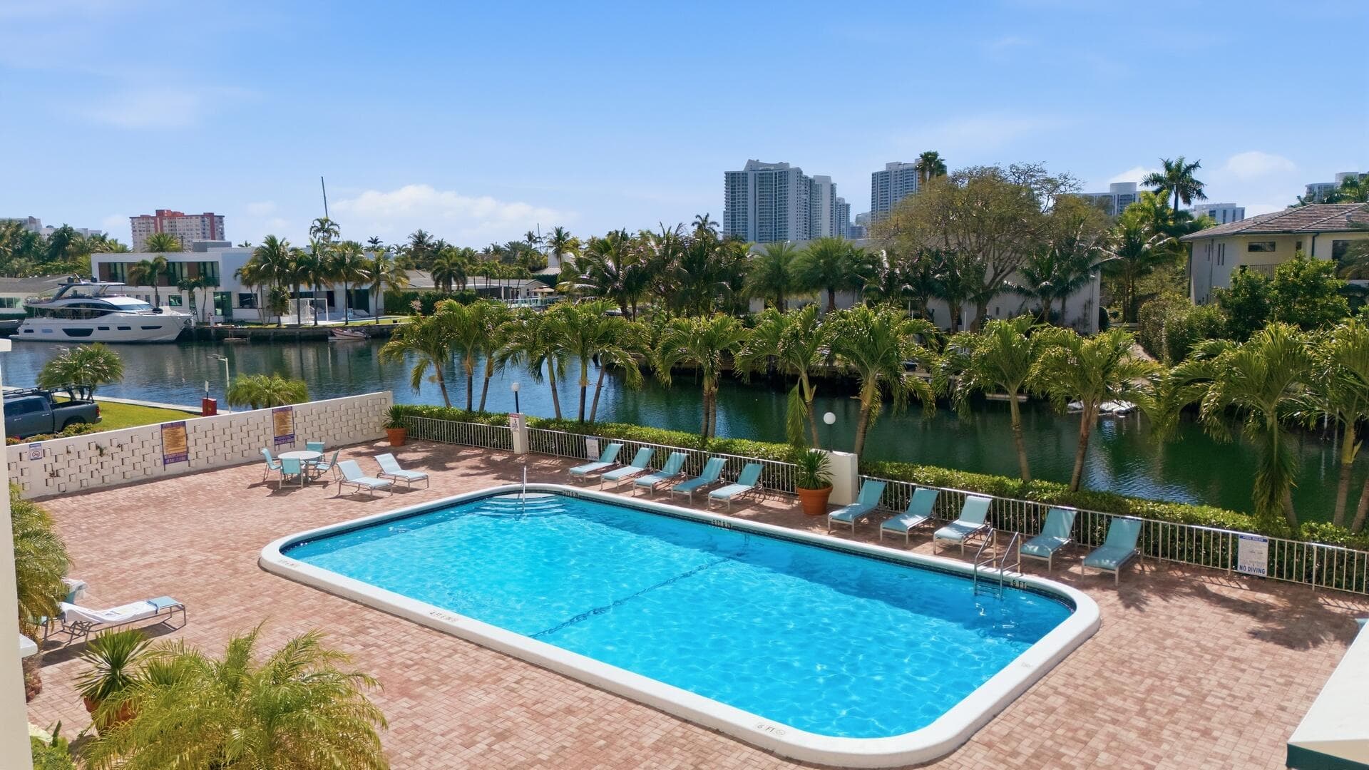 401 Golden Isles Drive 1009, Hallandale Beach, FL 33009 32