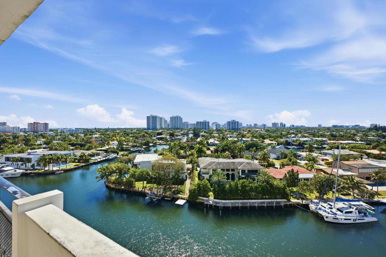 401 Golden Isles Drive 1009, Hallandale Beach, FL 33009 25