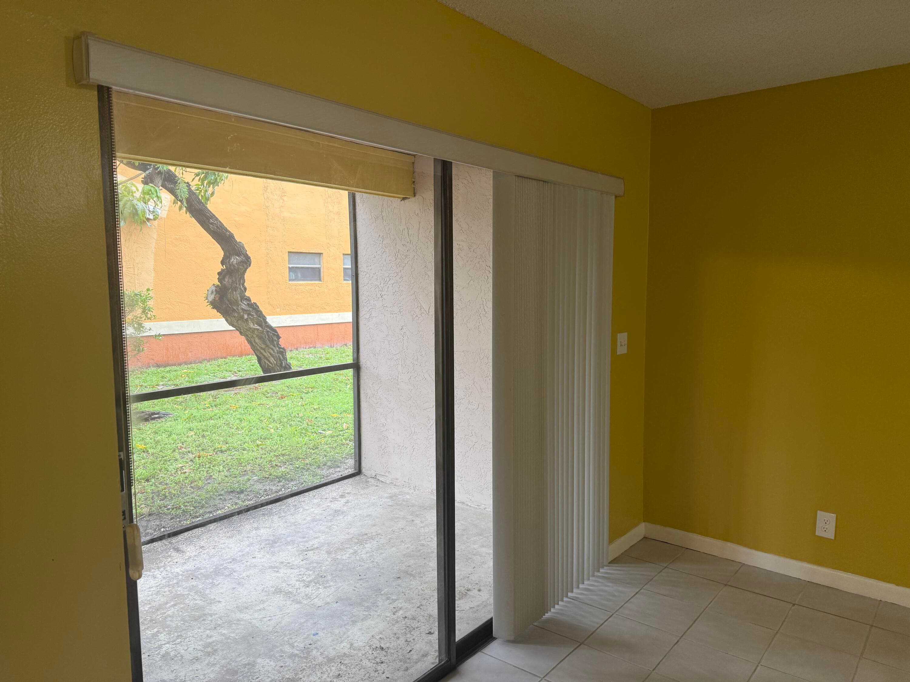 2541 NW 56th Avenue 1-19, Lauderhill, FL 33313 16