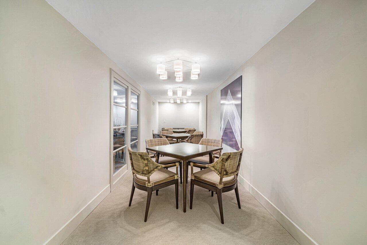 2275 S Ocean Boulevard 307a, Palm Beach, FL 33480 32