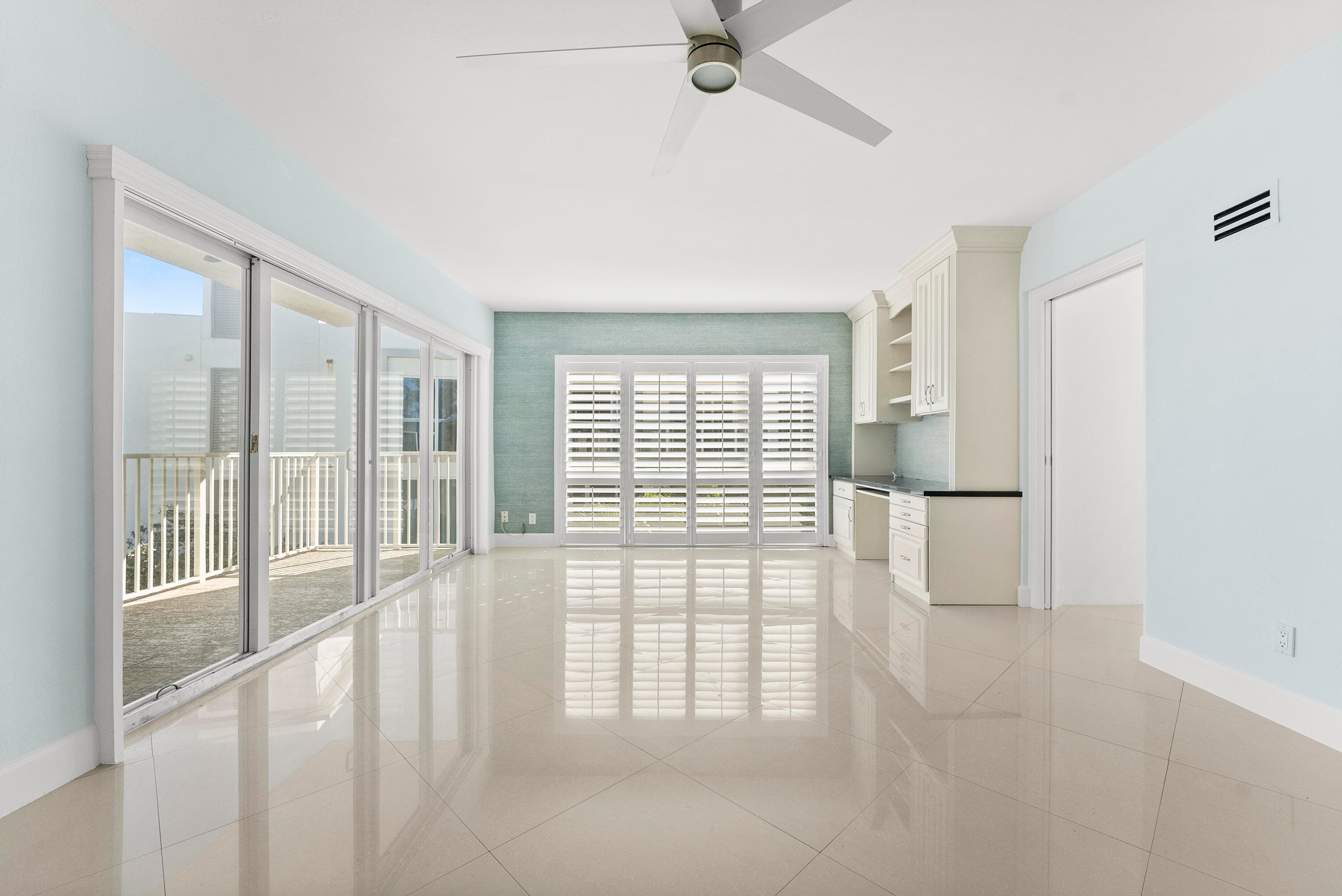 1203 Hillsboro Mile P3, Hillsboro Beach, FL 33062 24