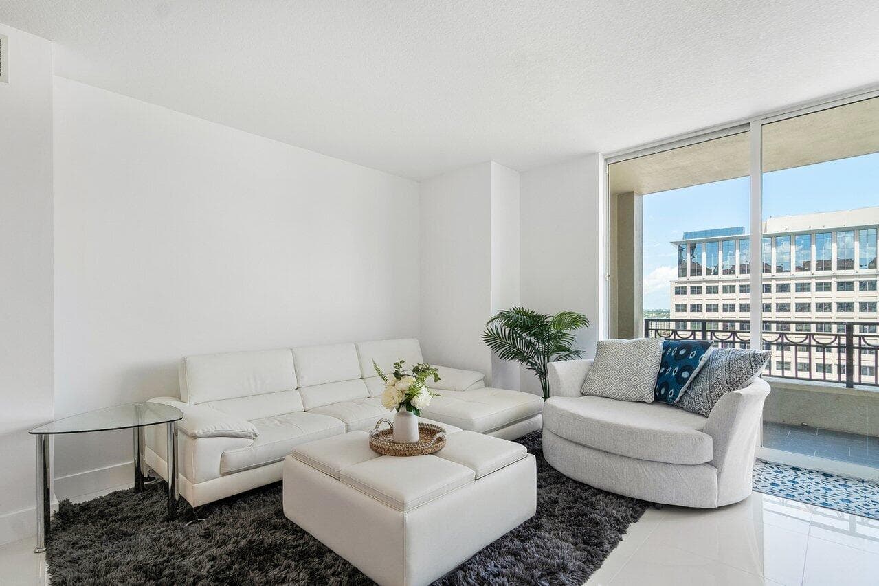 550 Okeechobee Boulevard 1809, West Palm Beach, FL 33401 5