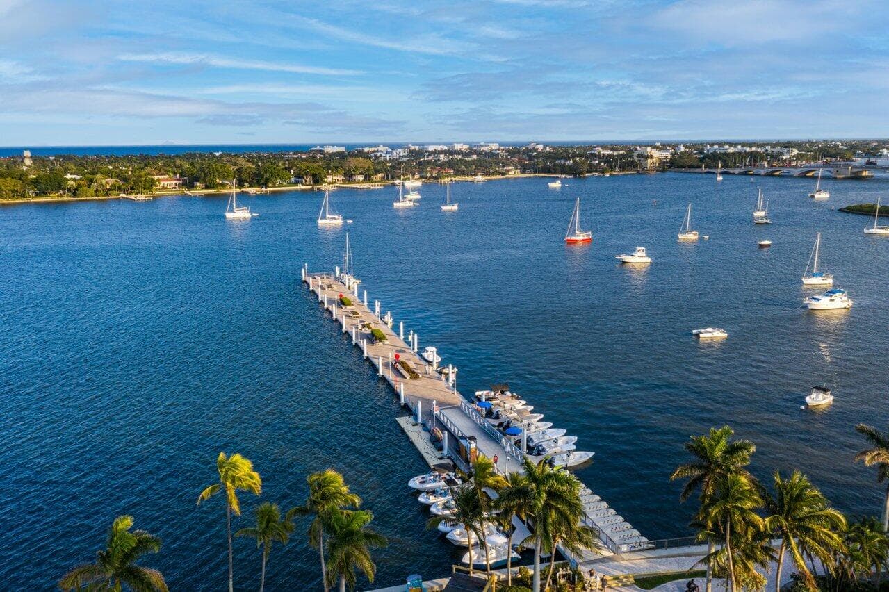 550 Okeechobee Boulevard 1809, West Palm Beach, FL 33401 97