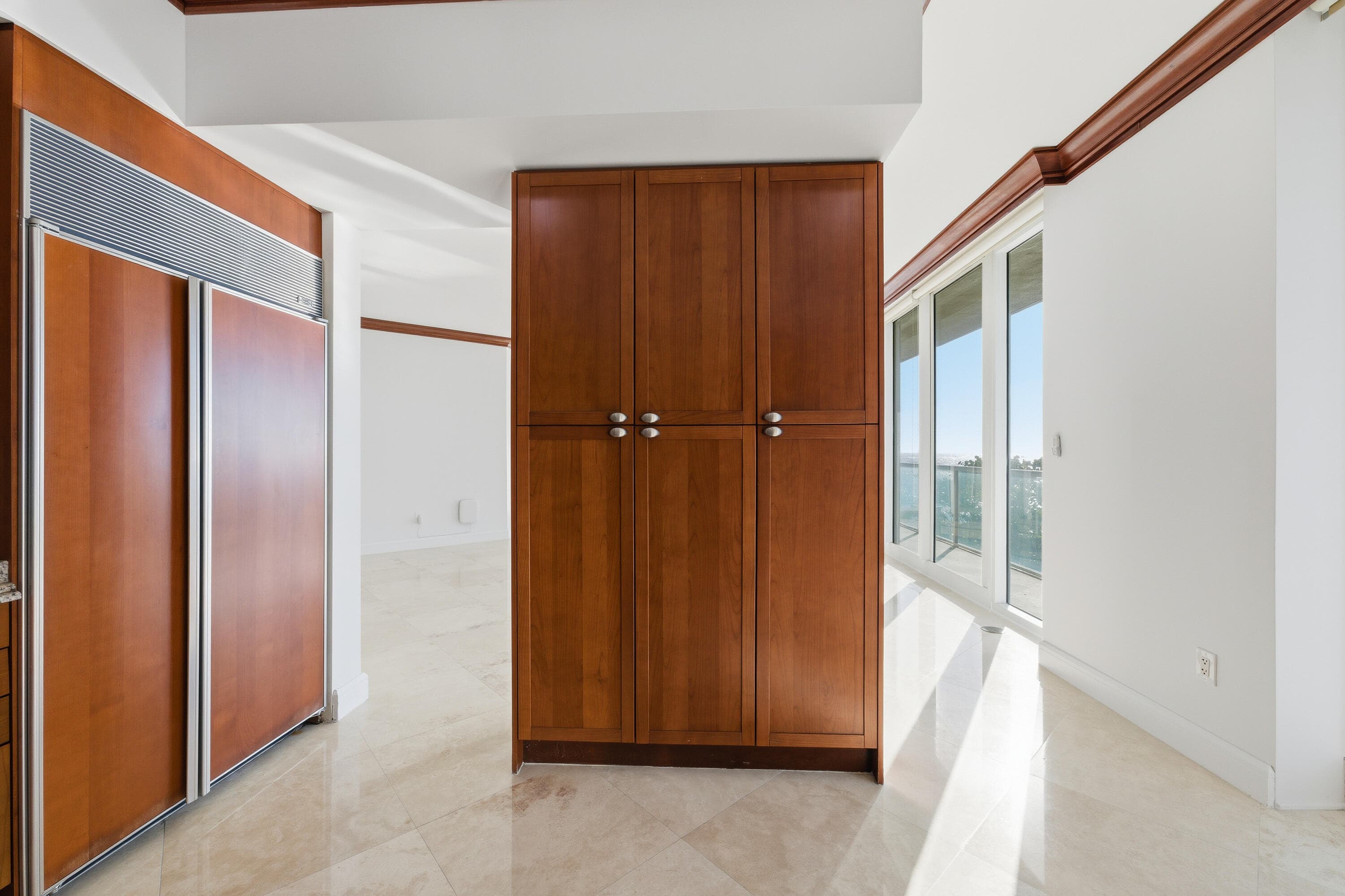1063 Hillsboro Mile 301, Hillsboro Beach, FL 33062 22