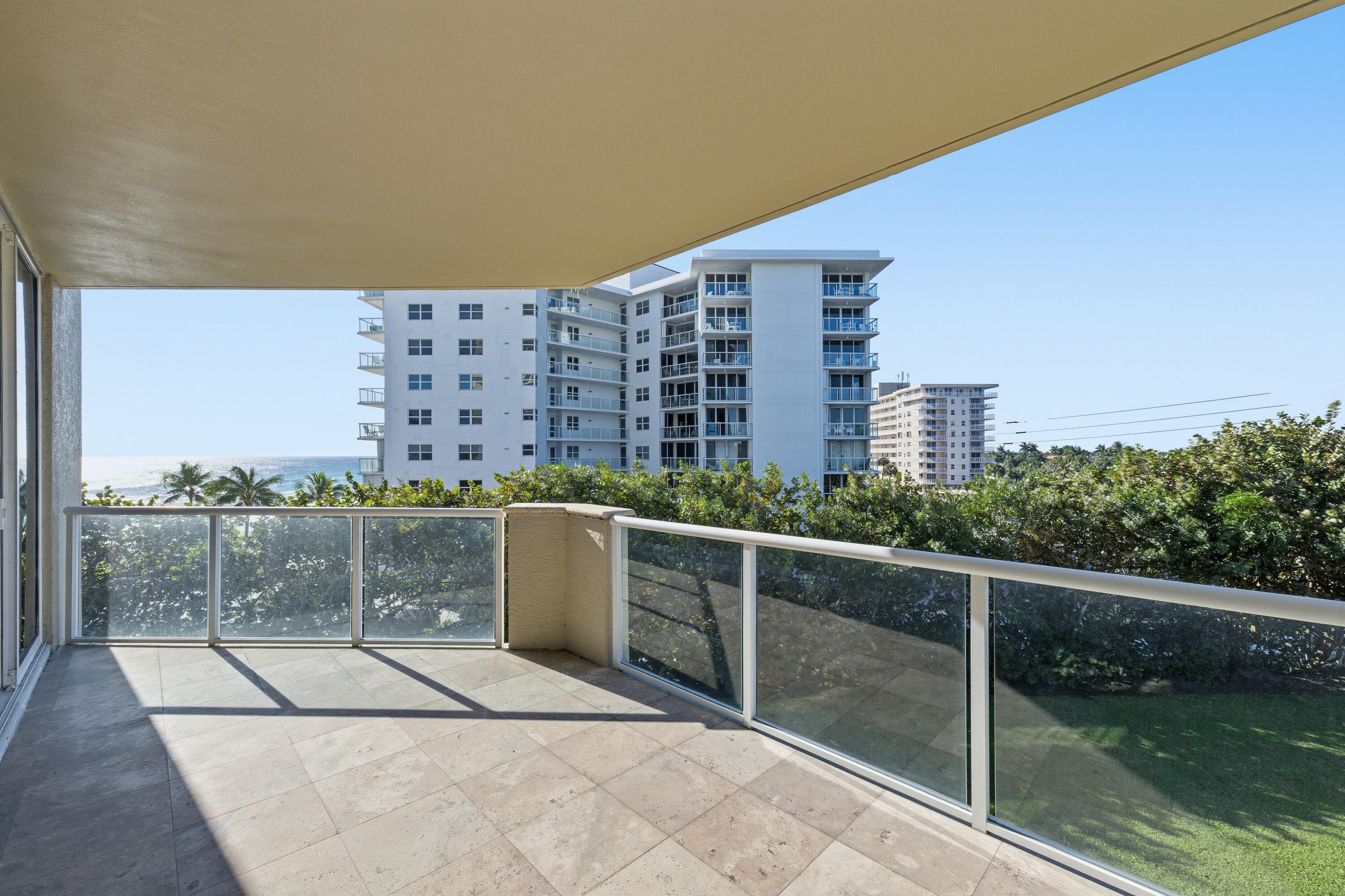 1063 Hillsboro Mile 301, Hillsboro Beach, FL 33062 11