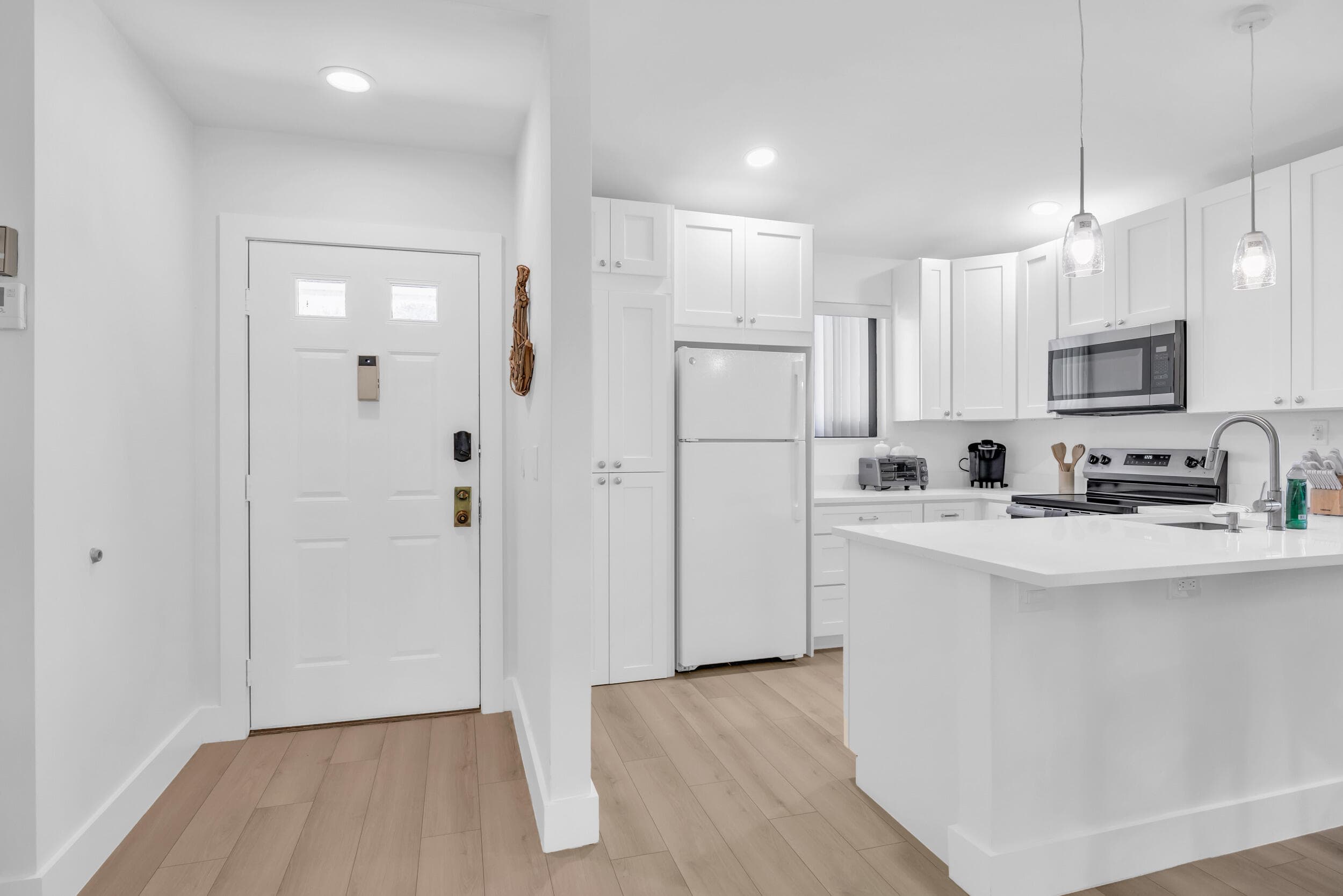836 Club Drive, Palm Beach Gardens, FL 33418 16