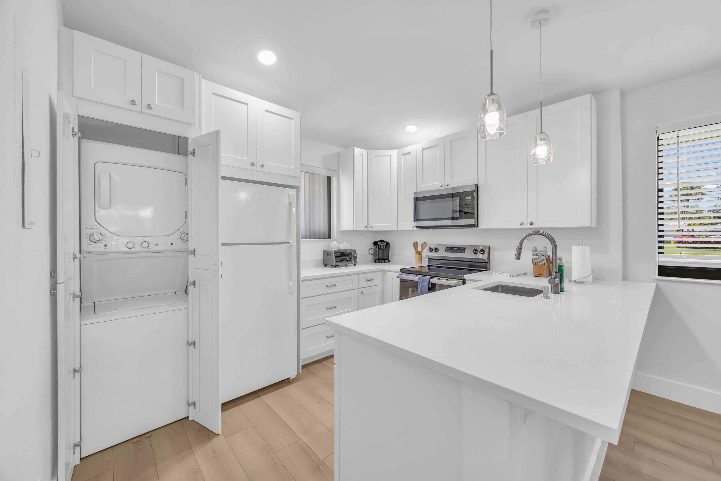 836 Club Drive, Palm Beach Gardens, FL 33418 17