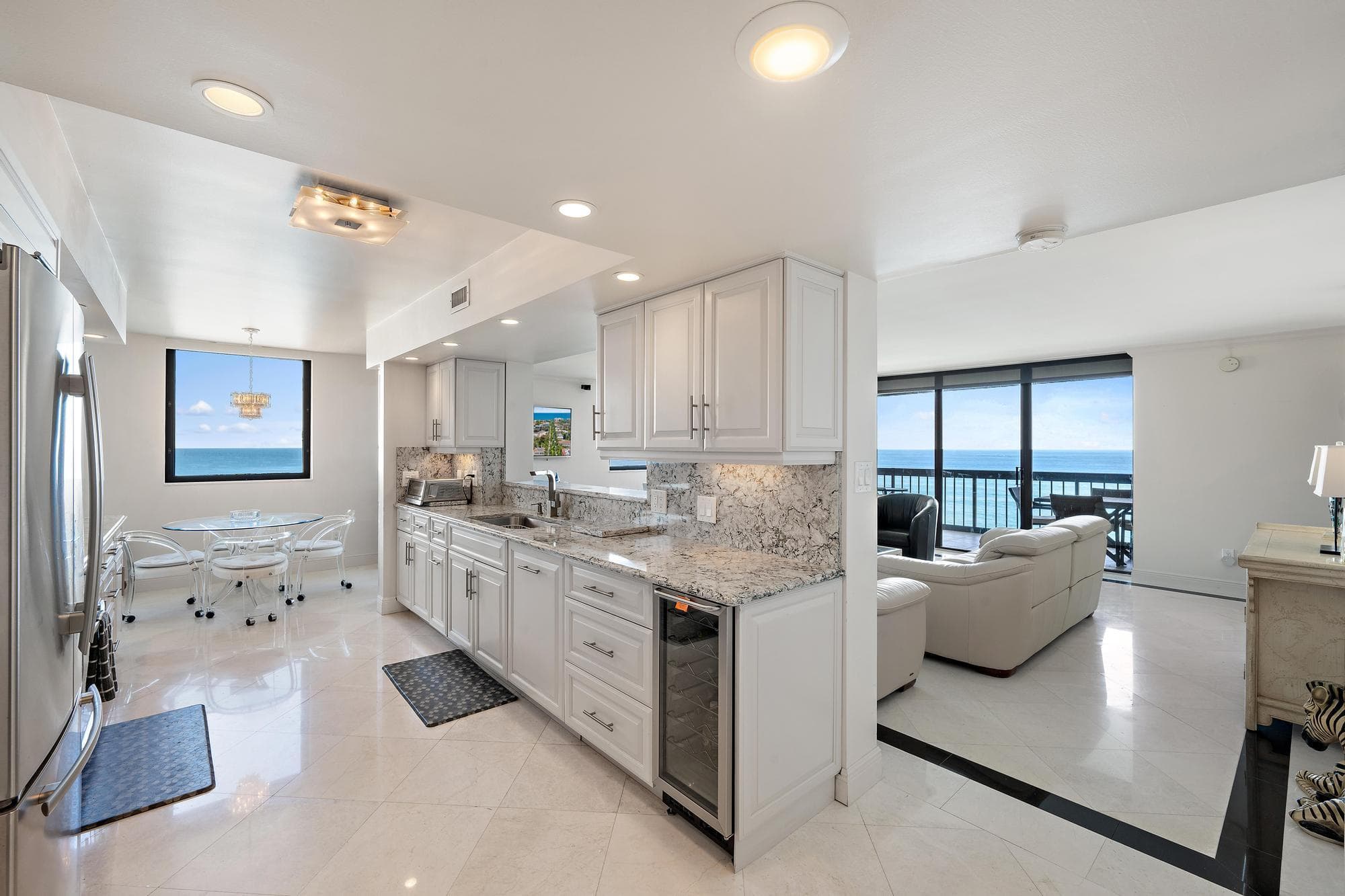 5380 N Ocean Drive 19e, Singer Island, FL 33404 5
