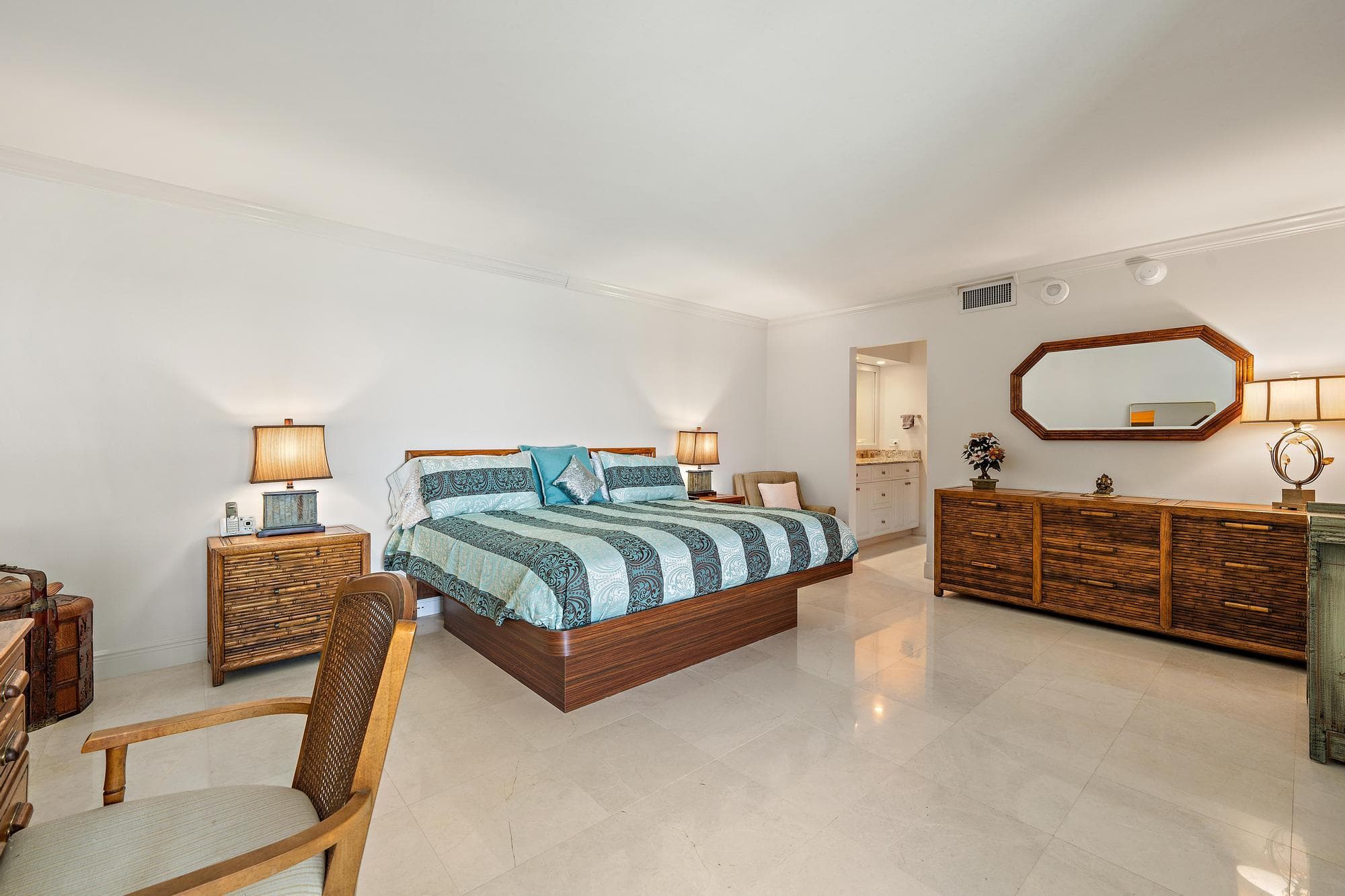 5380 N Ocean Drive 19e, Singer Island, FL 33404 9