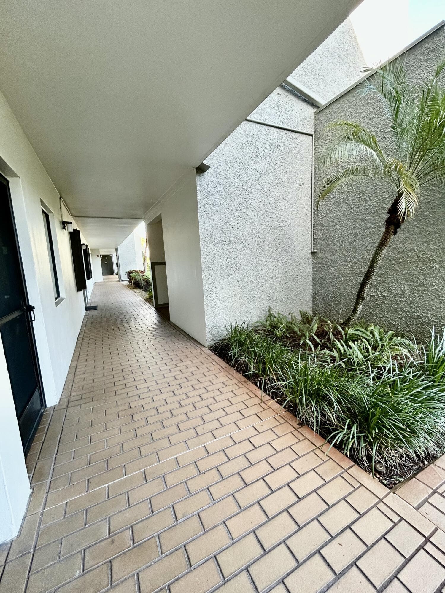 4801 Esedra Court 104, Lake Worth, FL 33467 23