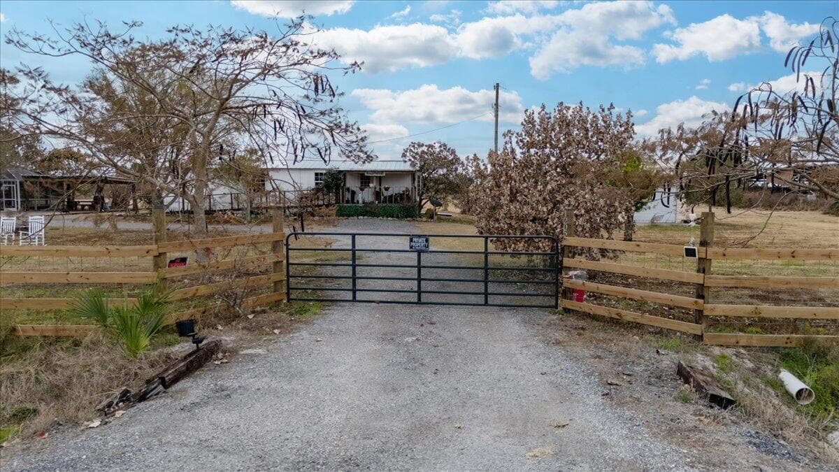1205 Coffey Road, Moore Haven, FL 33471 77