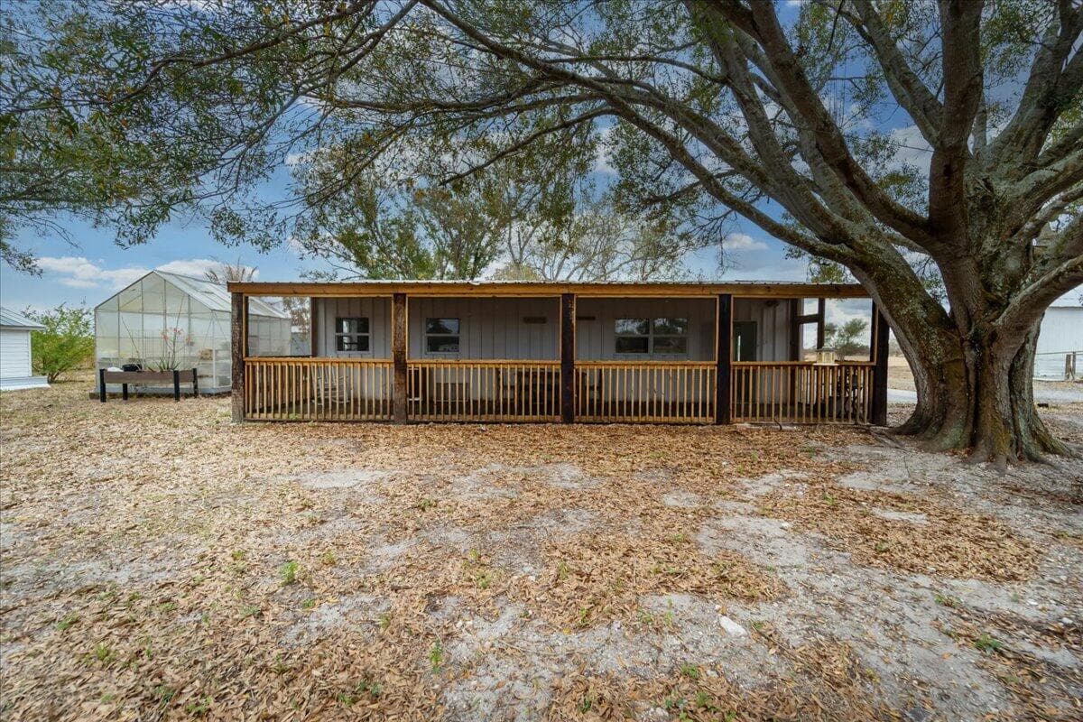 1205 Coffey Road, Moore Haven, FL 33471 32