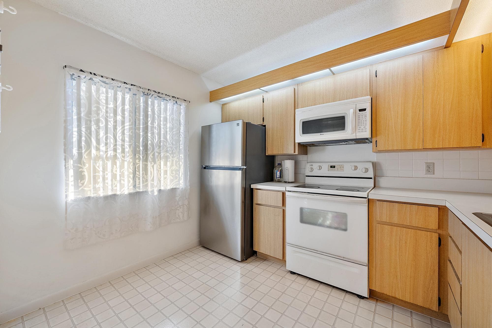1701 Marina Isle Way 202, Jupiter, FL 33477 8