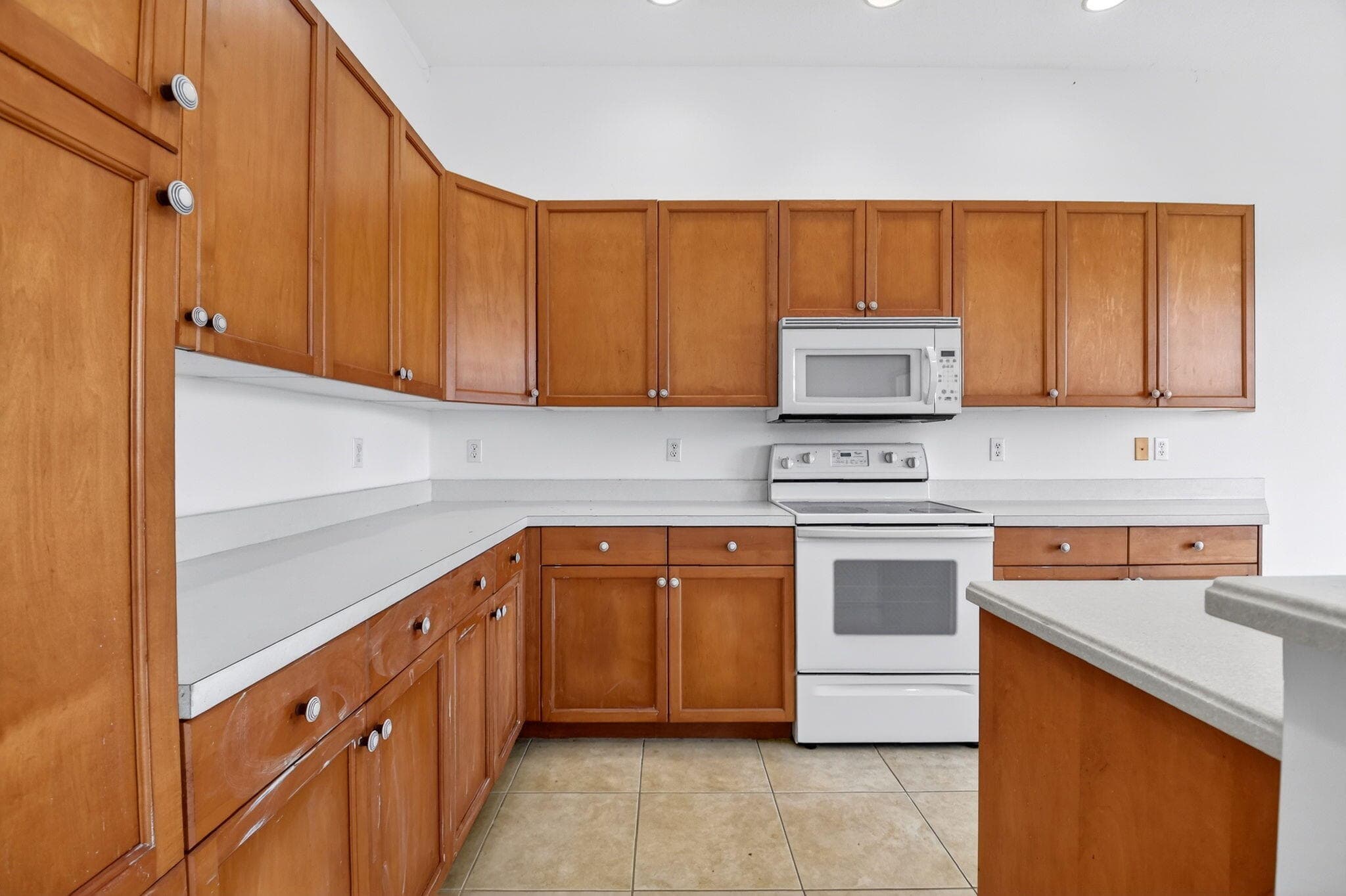 2431 Westmont Drive, Royal Palm Beach, FL 33411 19