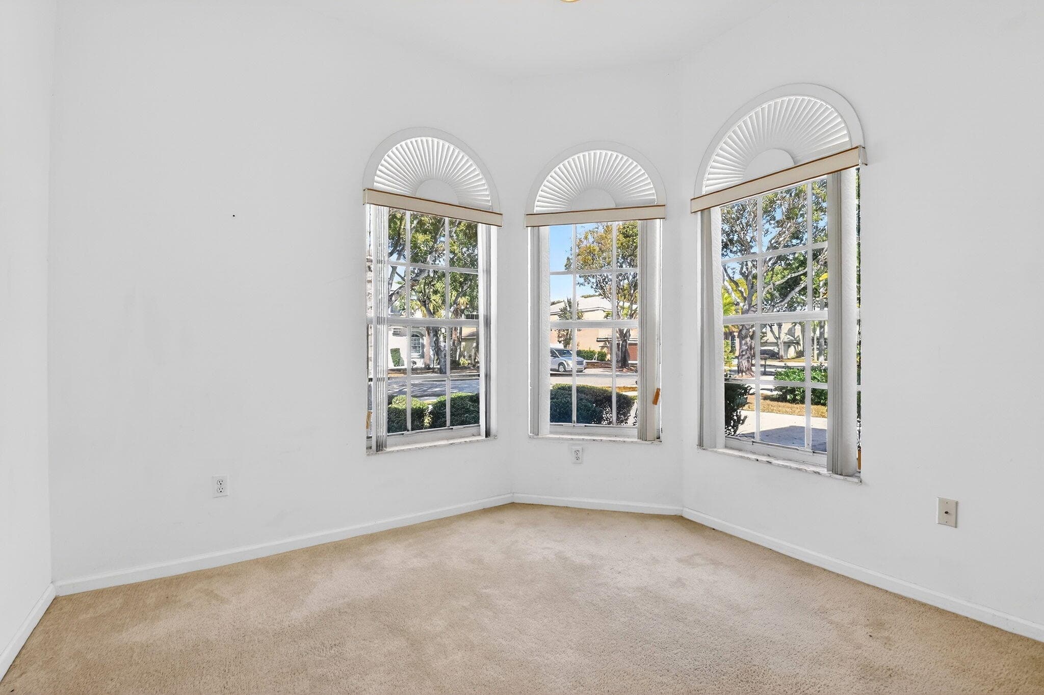 2431 Westmont Drive, Royal Palm Beach, FL 33411 36