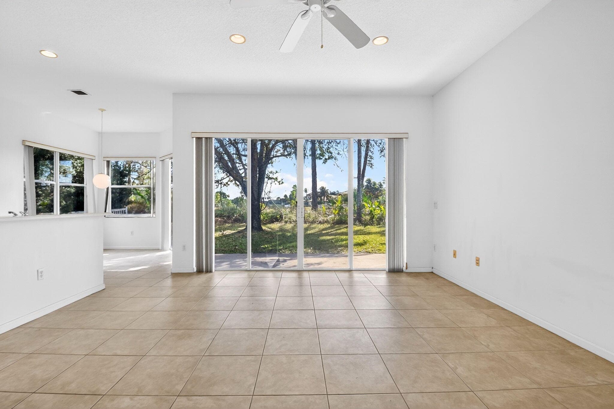 2431 Westmont Drive, Royal Palm Beach, FL 33411 12