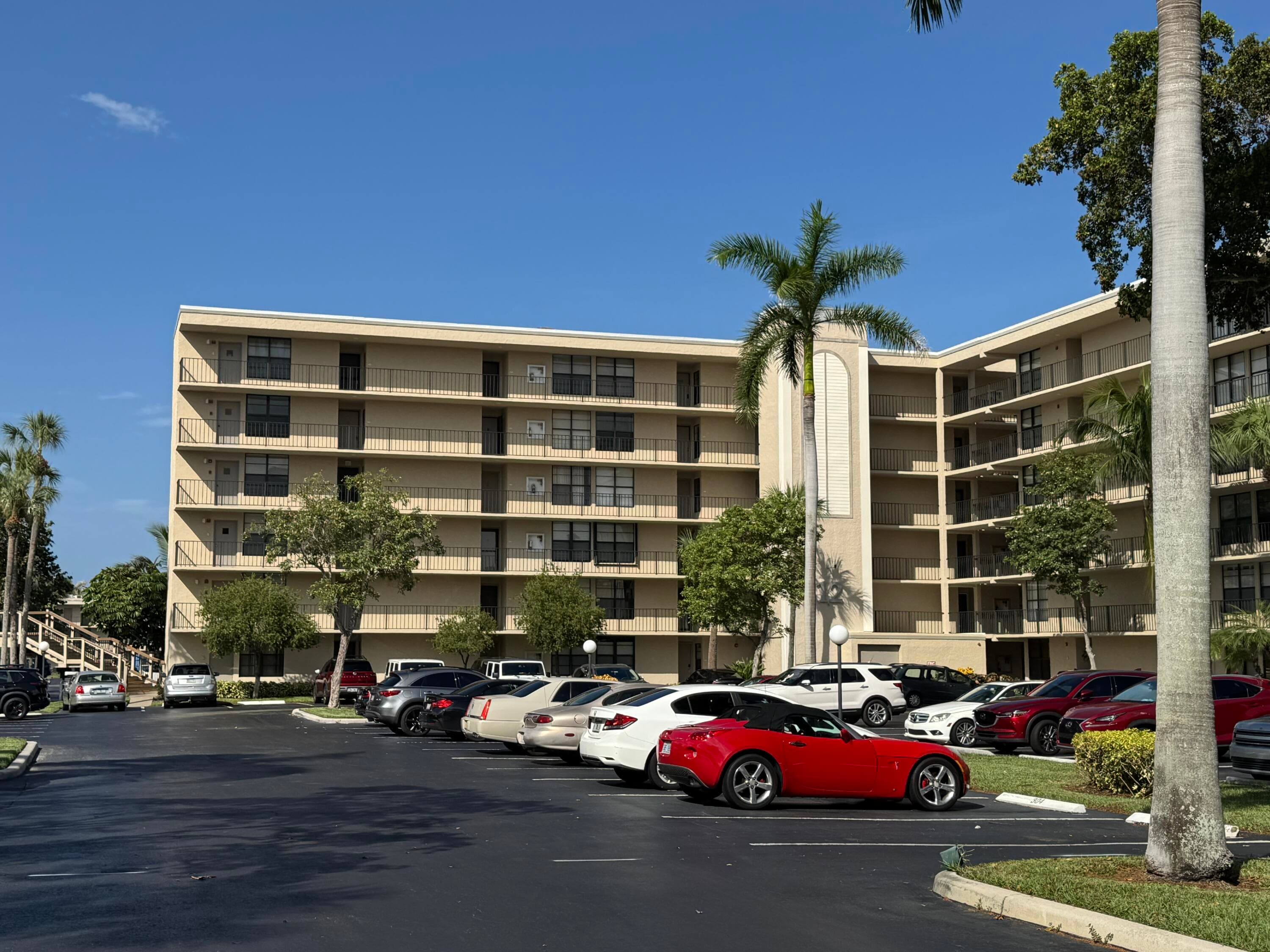 12 Royal Palm Way 2050, Boca Raton, FL 33432 27