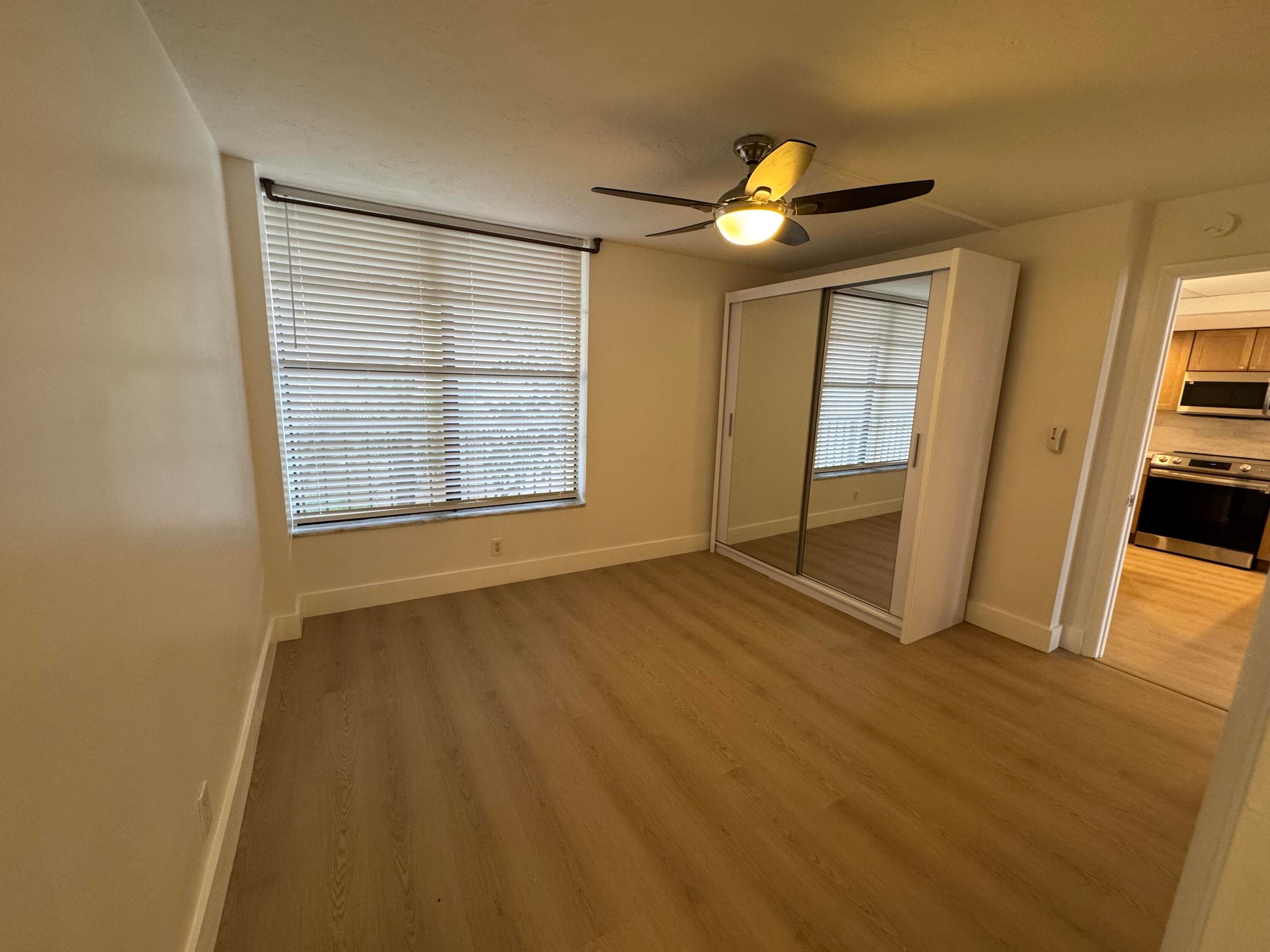 12 Royal Palm Way 2050, Boca Raton, FL 33432 17