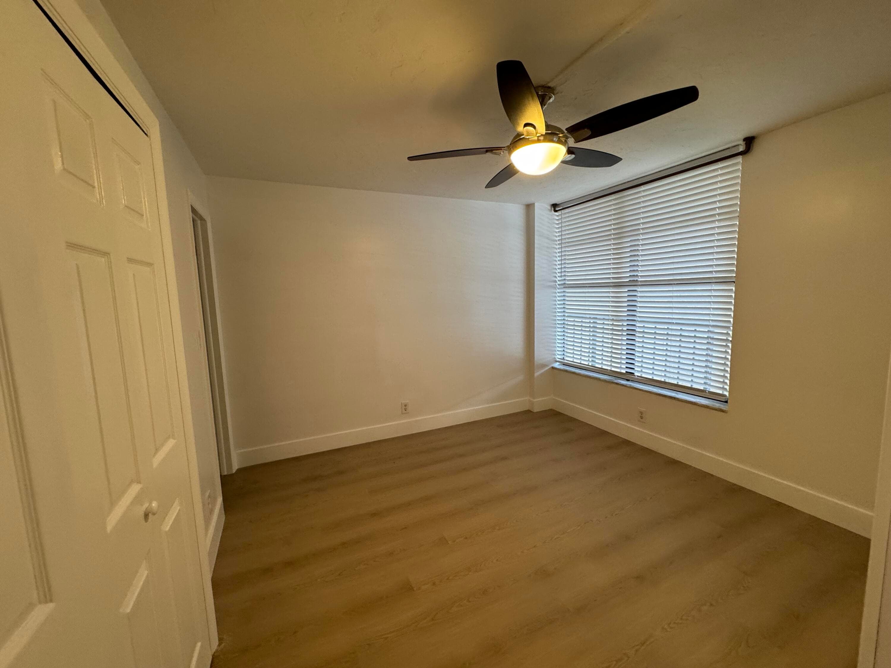 12 Royal Palm Way 2050, Boca Raton, FL 33432 16