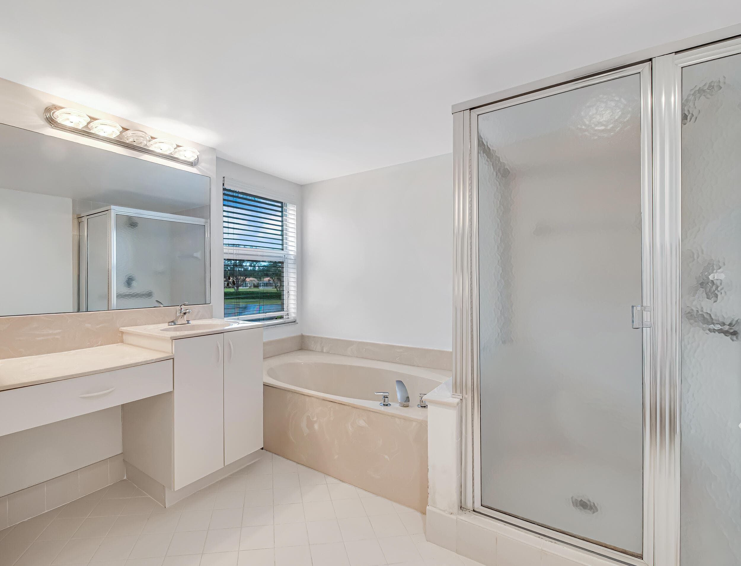 12565 Imperial Isle Drive 208, Boynton Beach, FL 33437 29