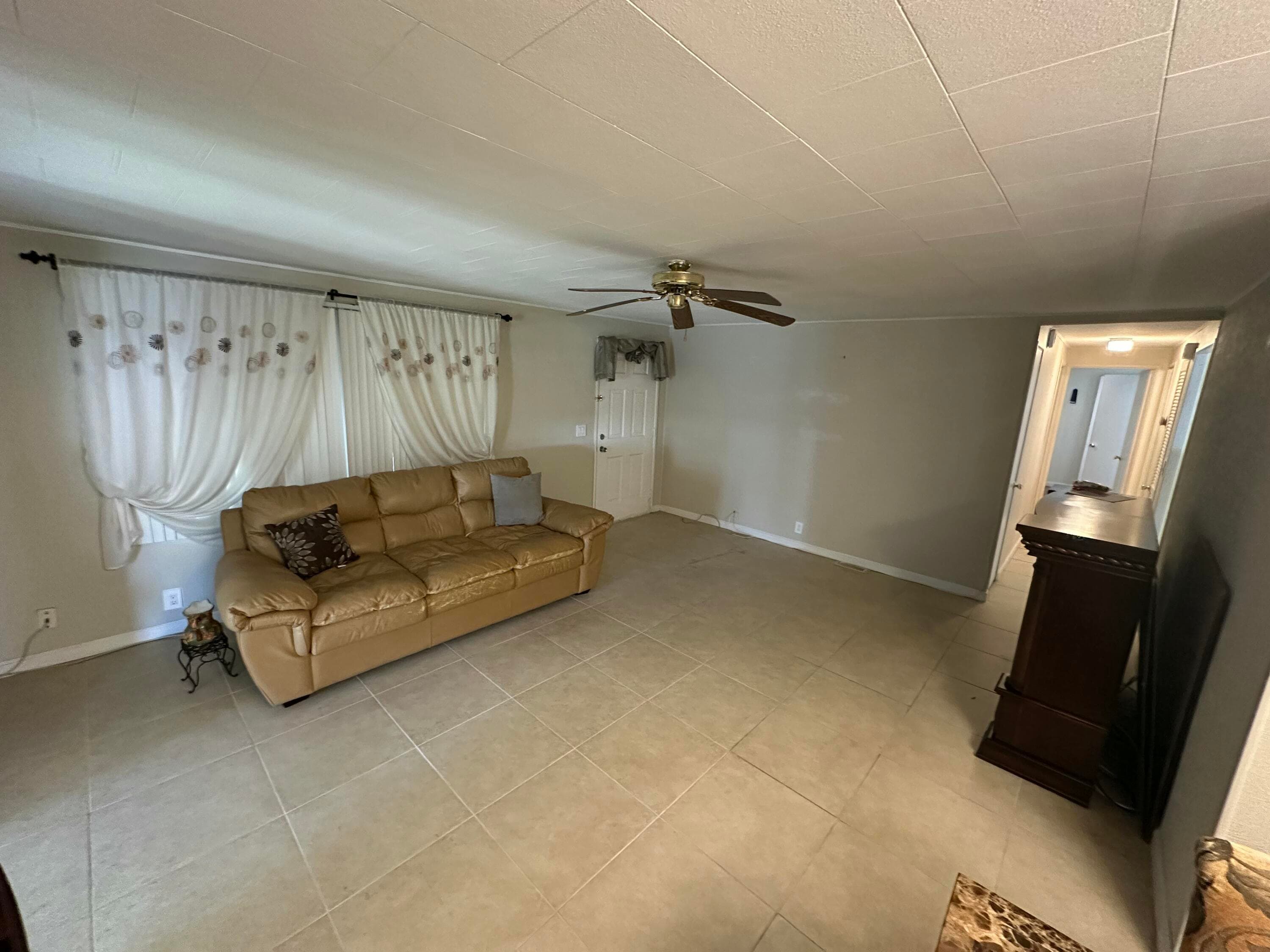 8261 E Club Road, Boca Raton, FL 33433 15