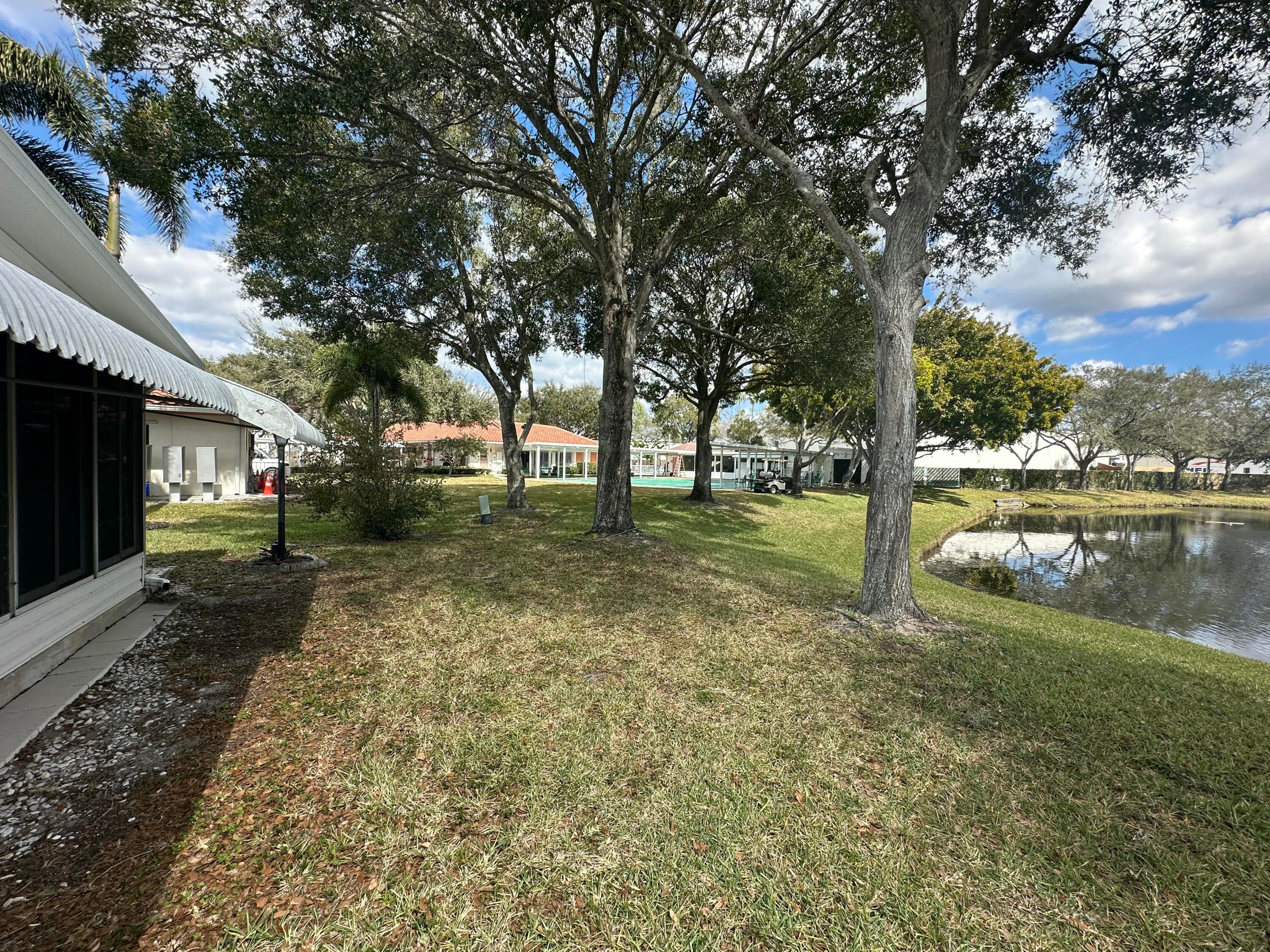 8261 E Club Road, Boca Raton, FL 33433 5
