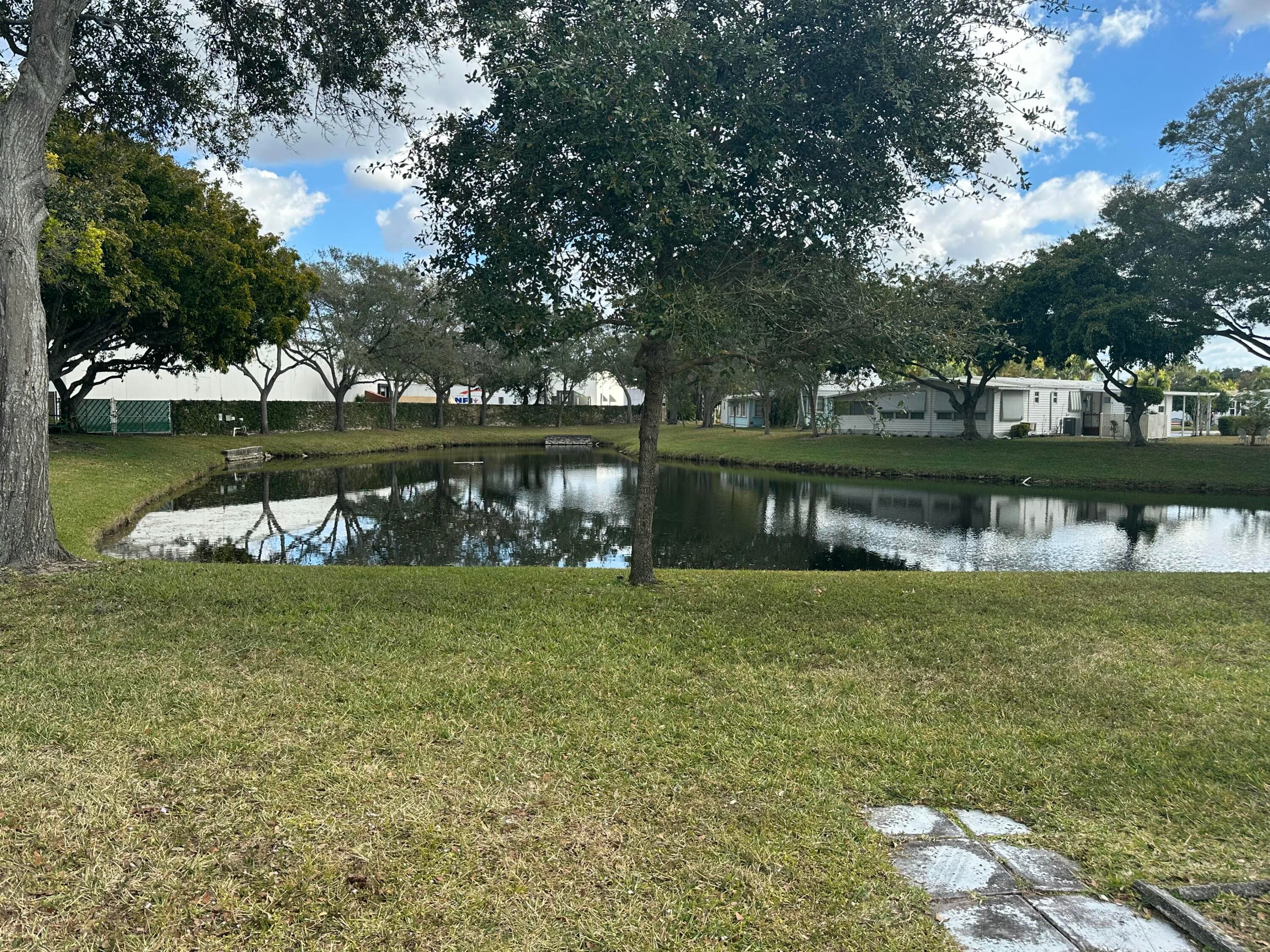 8261 E Club Road, Boca Raton, FL 33433 4