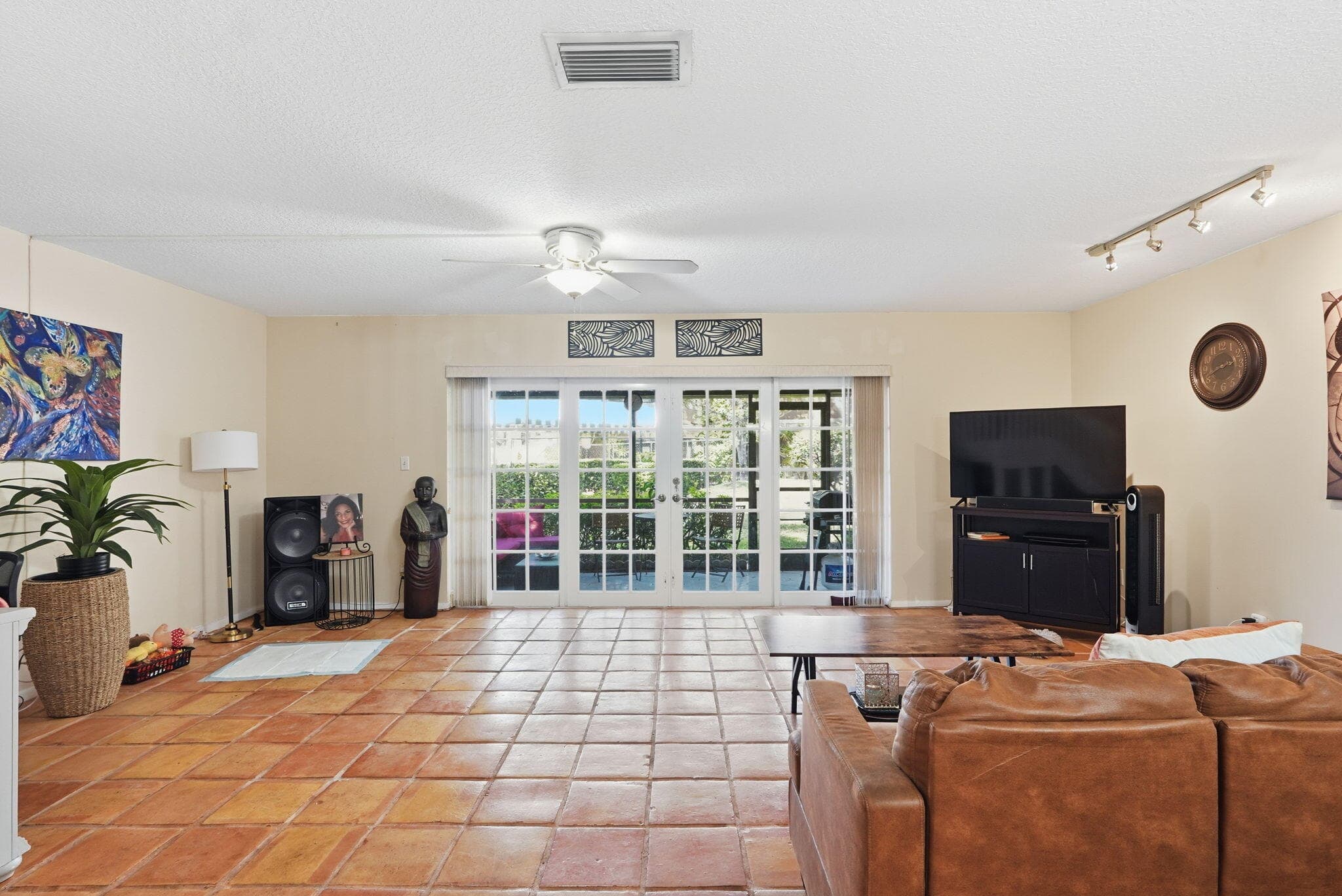 2049 NW 45th Avenue, Coconut Creek, FL 33066 14