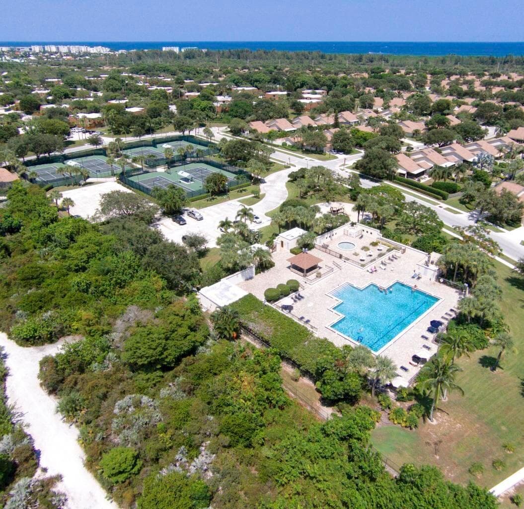2821 28th Court, Jupiter, FL 33477 27
