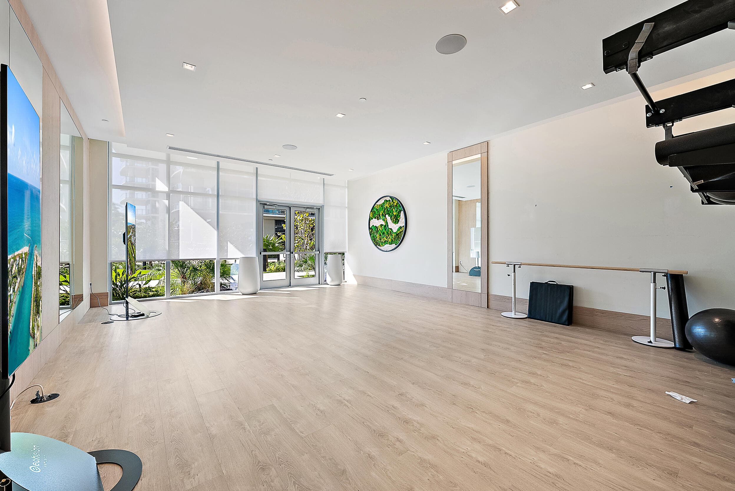 220 Lake Shore Drive N-1521, Lake Park, FL 33403 33