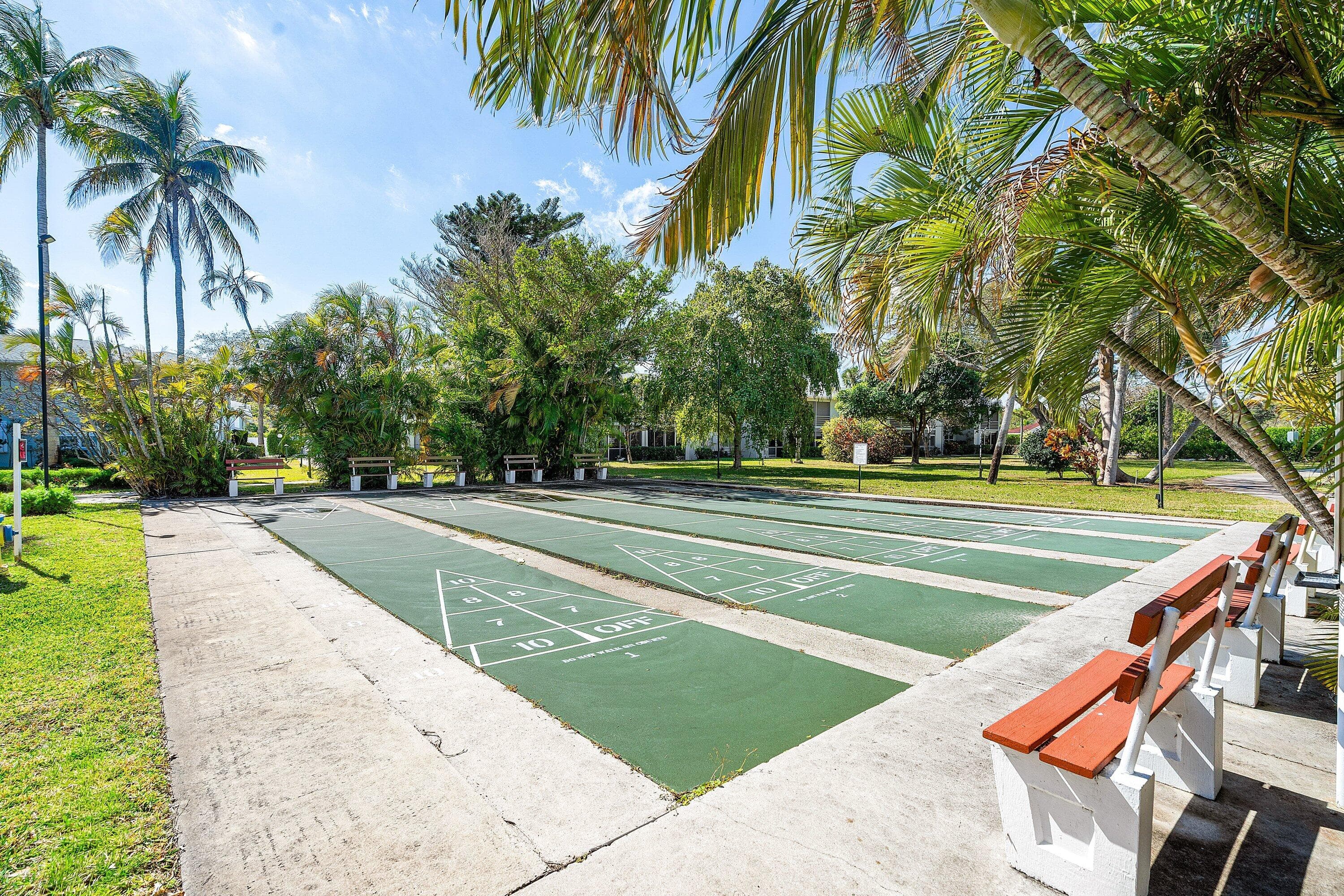 2440 SW 22nd Avenue 703, Delray Beach, FL 33445 32