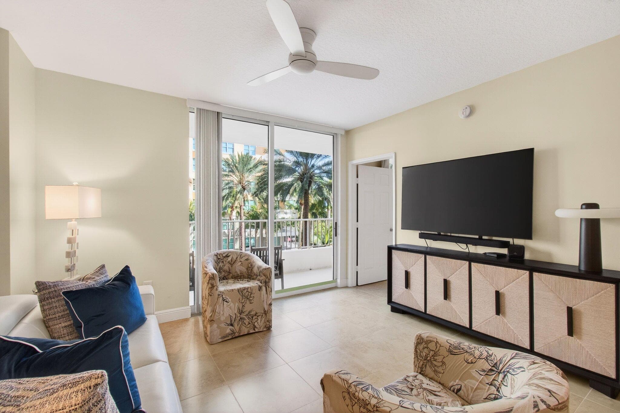 625 Casa Loma Boulevard 403, Boynton Beach, FL 33435 15