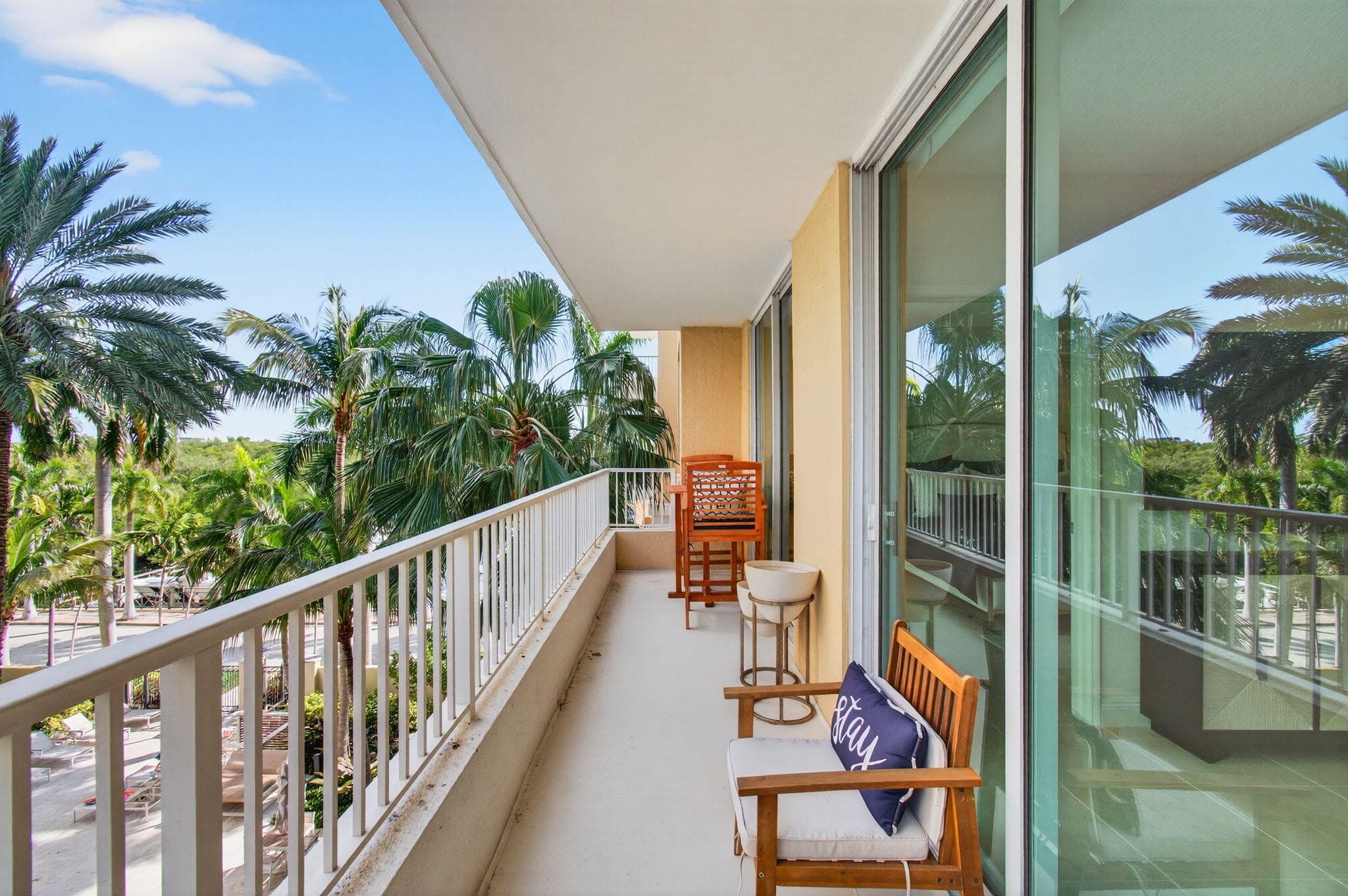 625 Casa Loma Boulevard 403, Boynton Beach, FL 33435 19