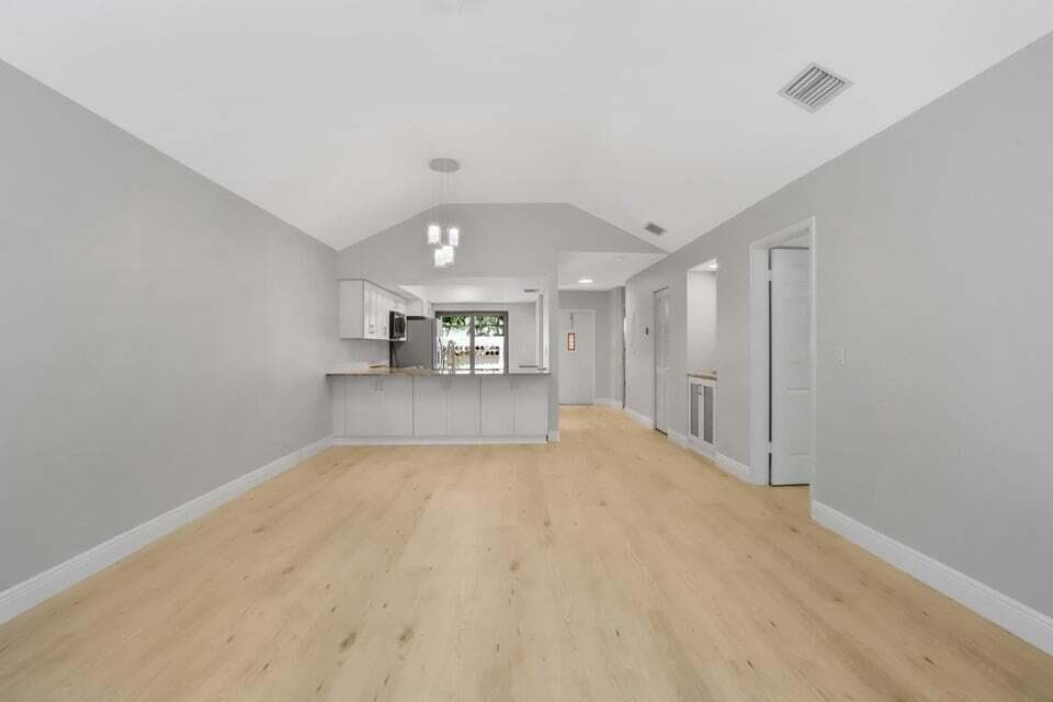 3113 Kingswood Terrace, Boca Raton, FL 33431 4