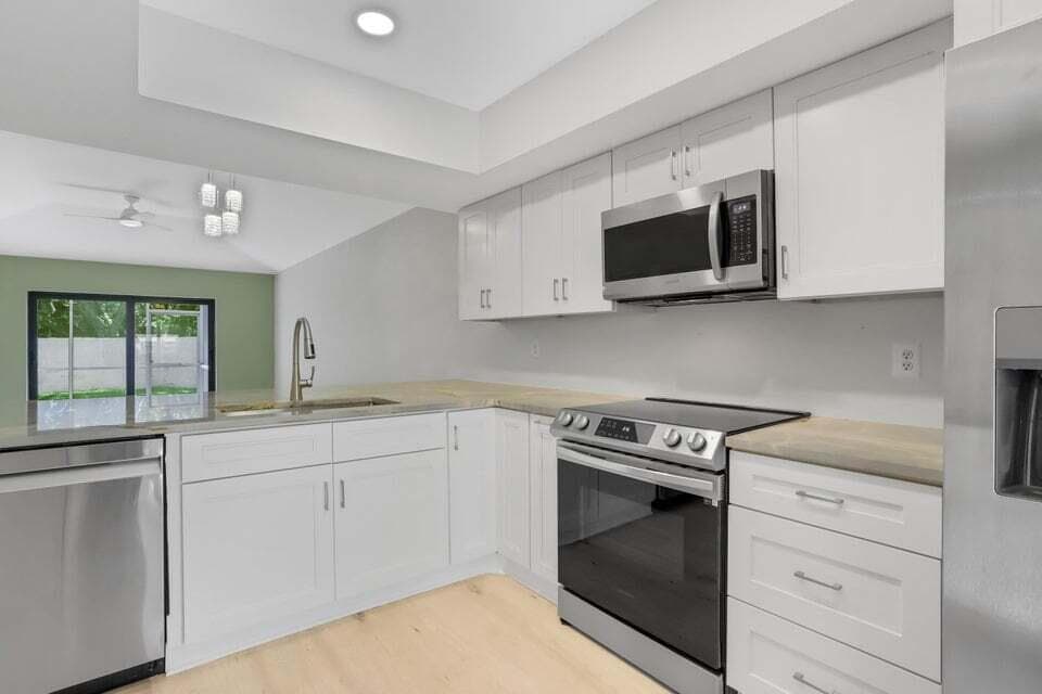 3113 Kingswood Terrace, Boca Raton, FL 33431 7