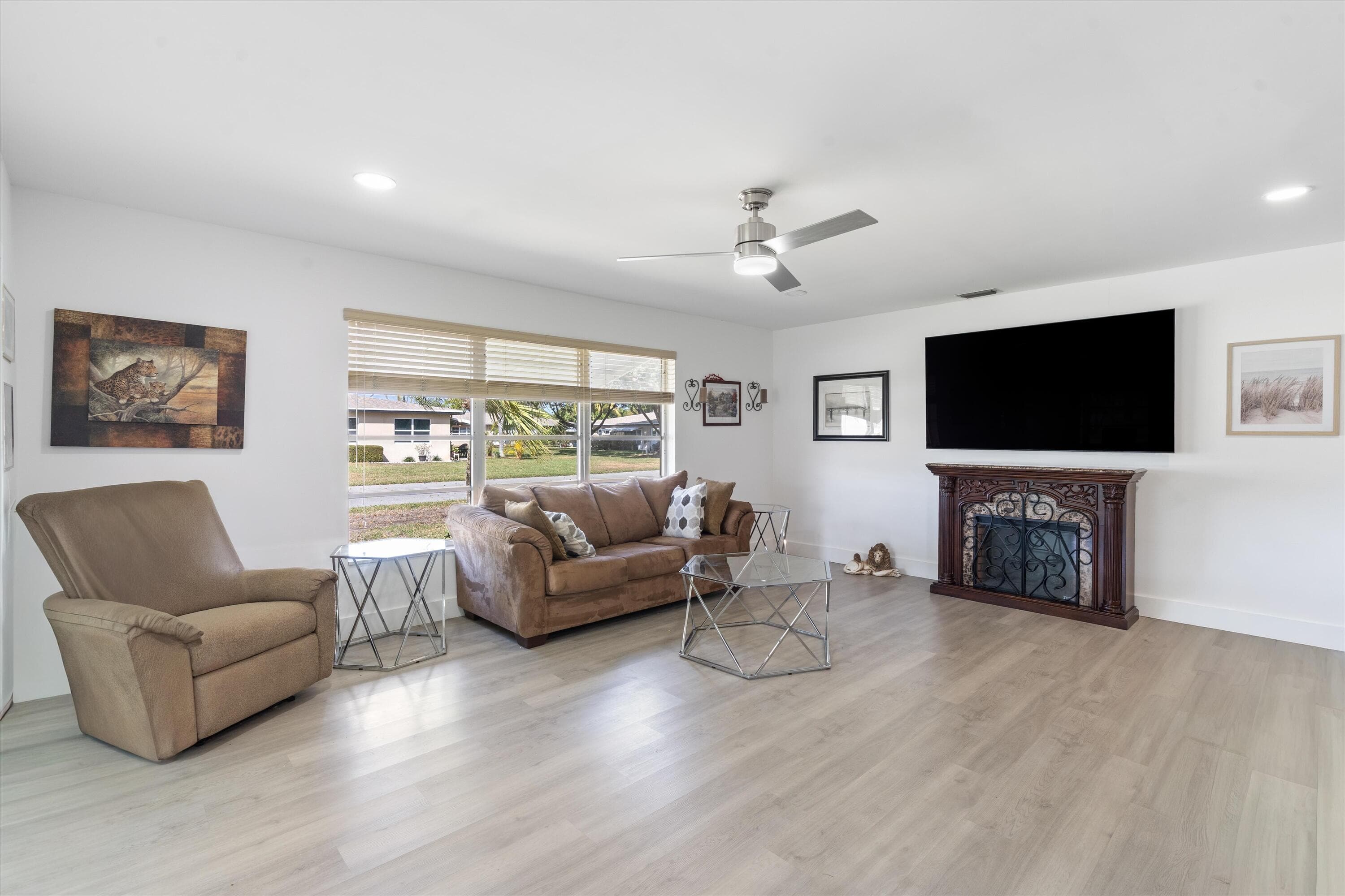 1022 Circle Drive A, Delray Beach, FL 33445 3