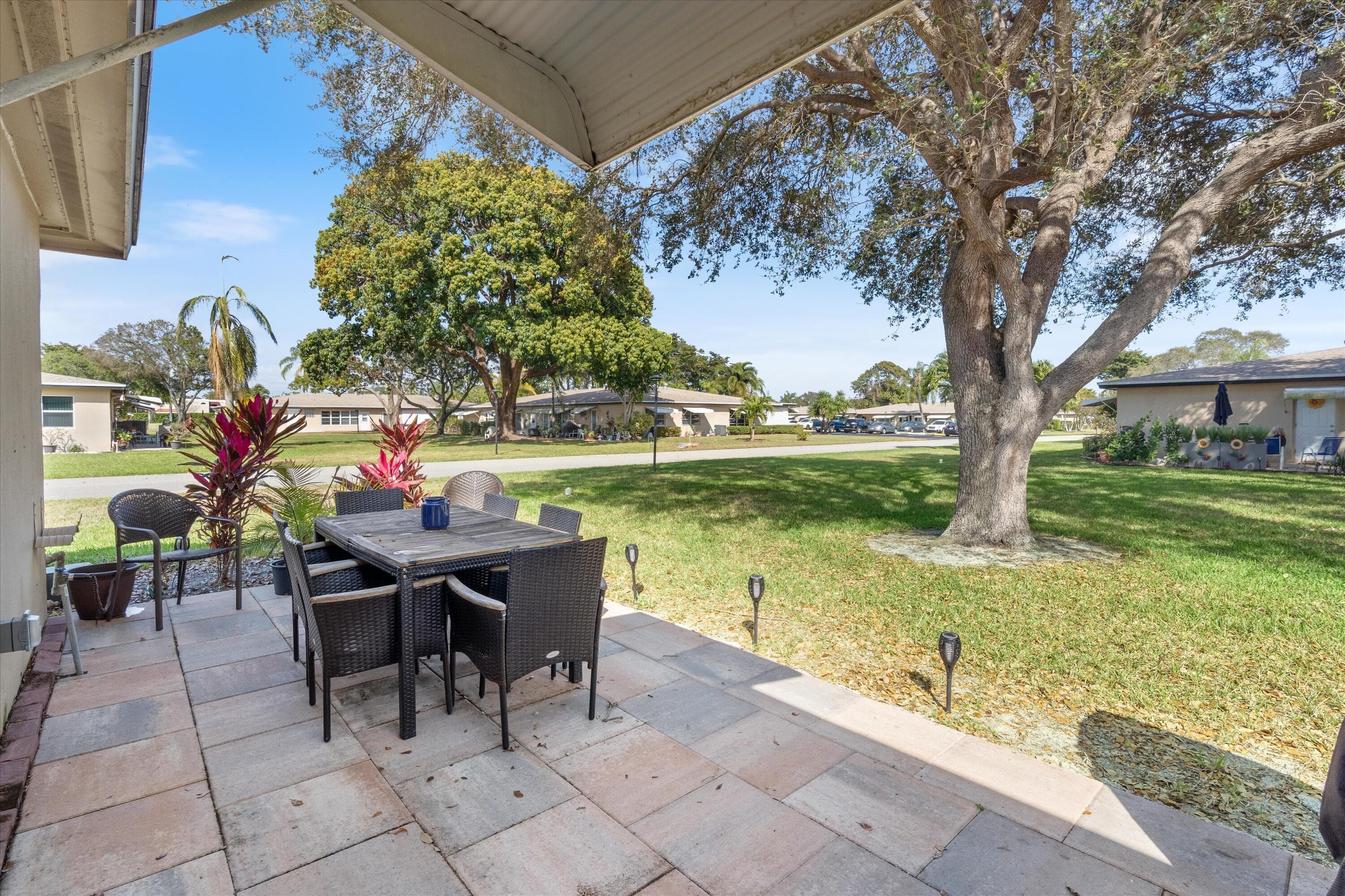 1022 Circle Drive A, Delray Beach, FL 33445 23