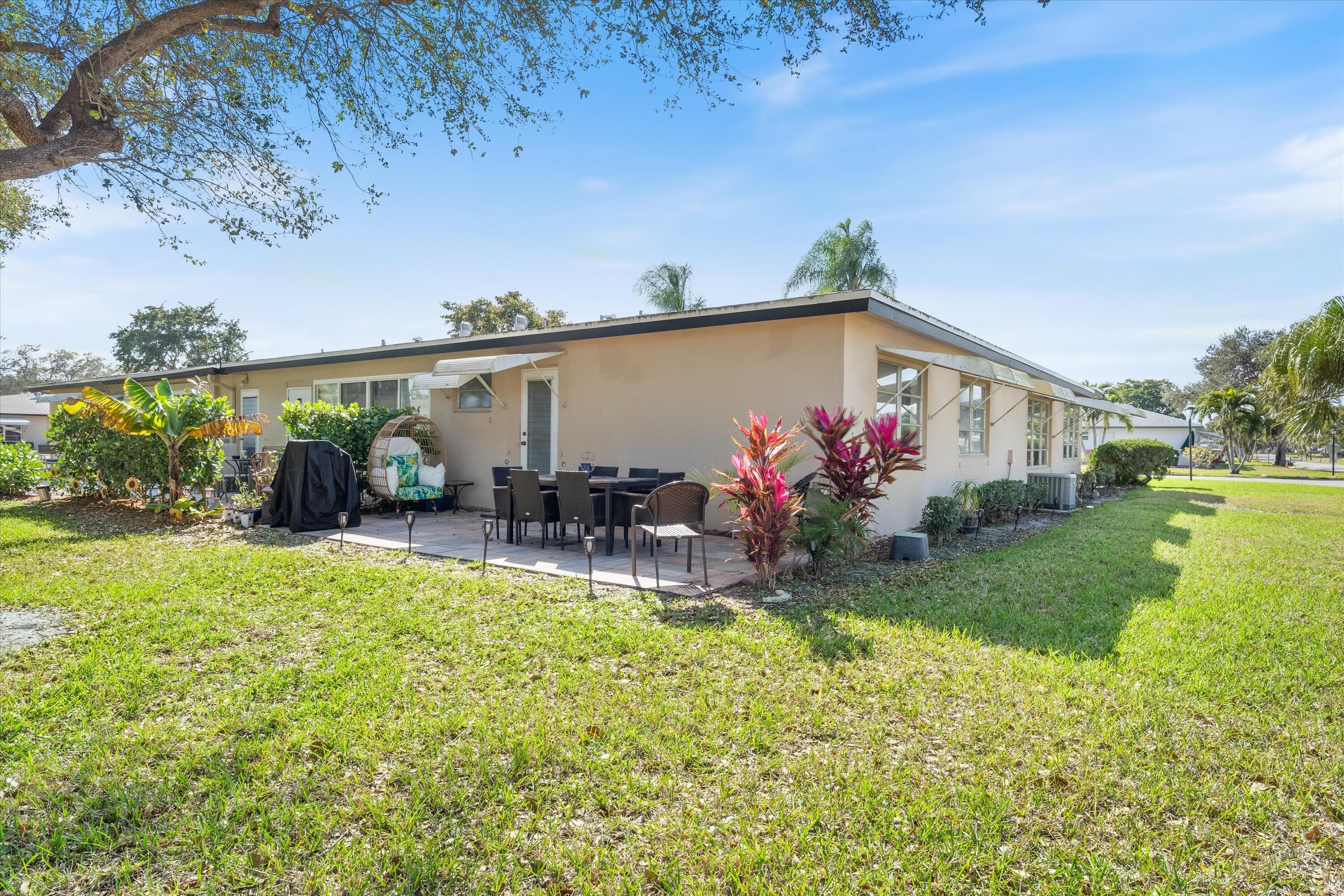 1022 Circle Drive A, Delray Beach, FL 33445 25