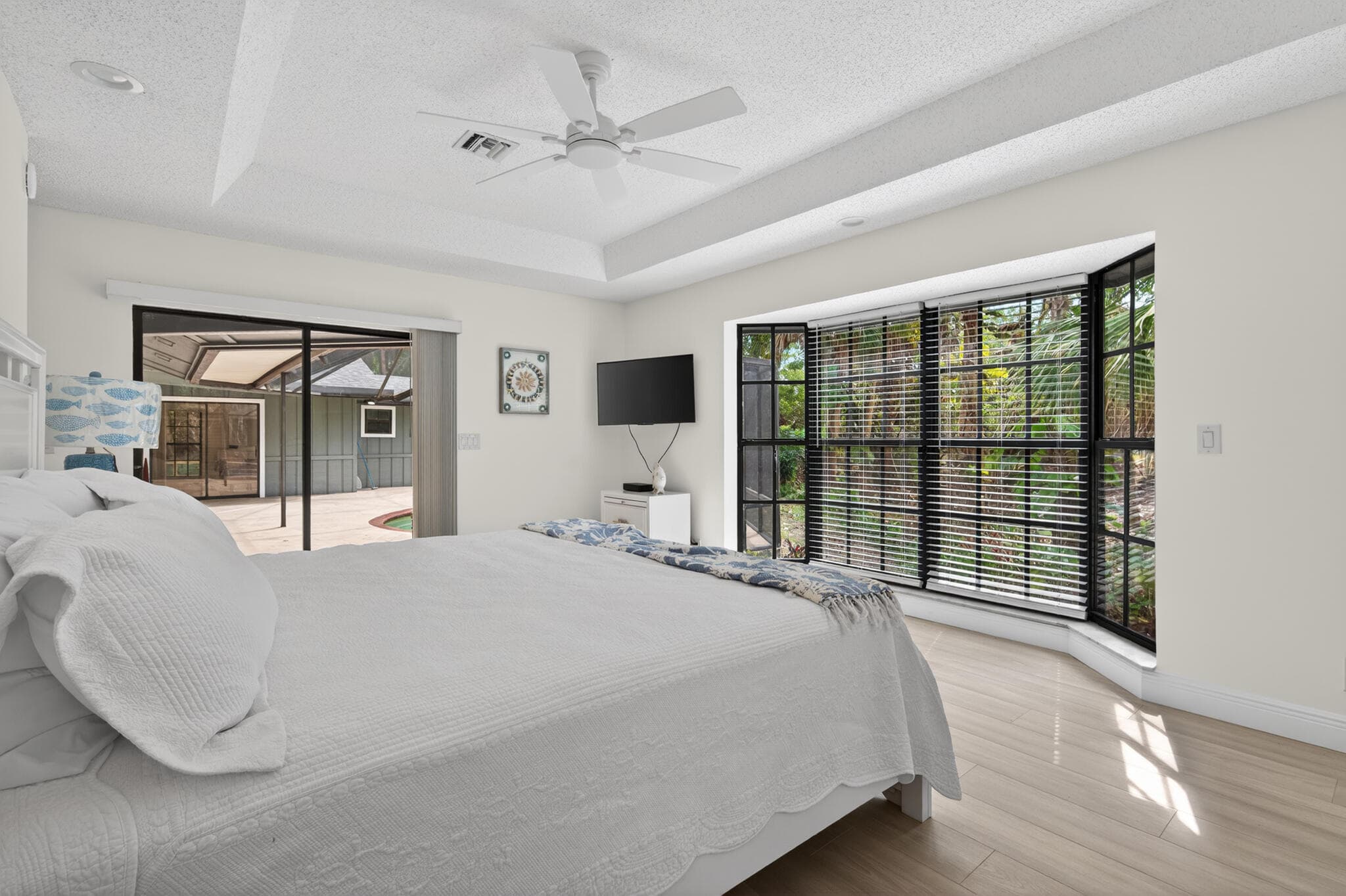 8166 N 155th Place, Palm Beach Gardens, FL 33418 12