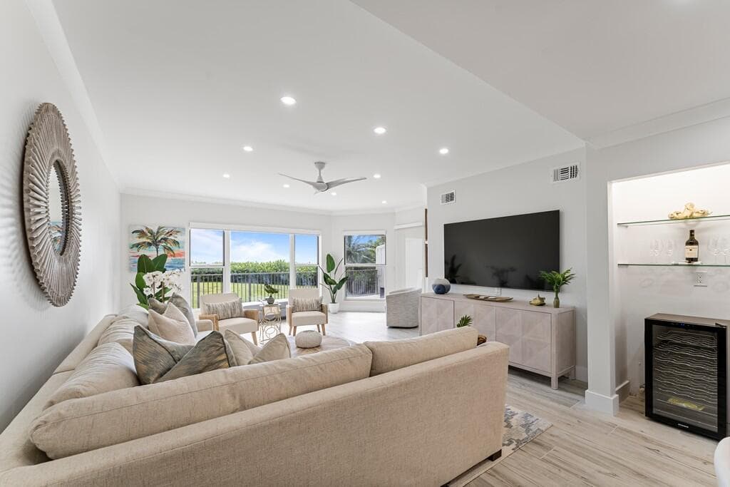 2051 NE Ocean Boulevard C13, Stuart, FL 34996 4