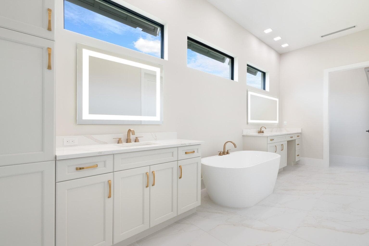 109 SE Via Verona, Port St. Lucie, FL 34984 28