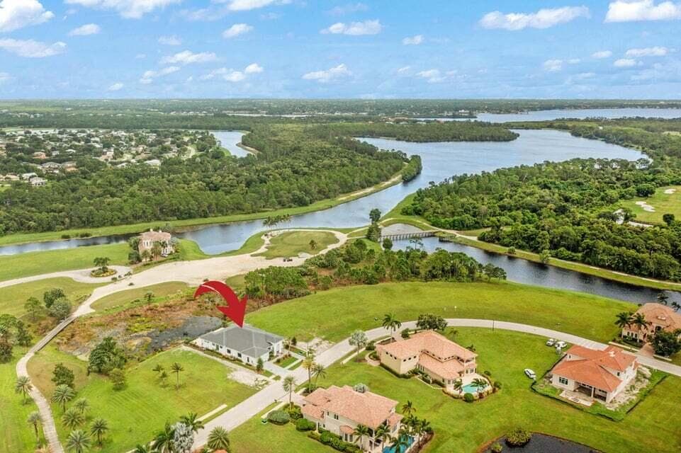 170 SE Rio Angelica, Port St. Lucie, FL 34984 94