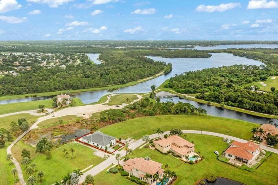 170 SE Rio Angelica, Port St. Lucie, FL 34984 93