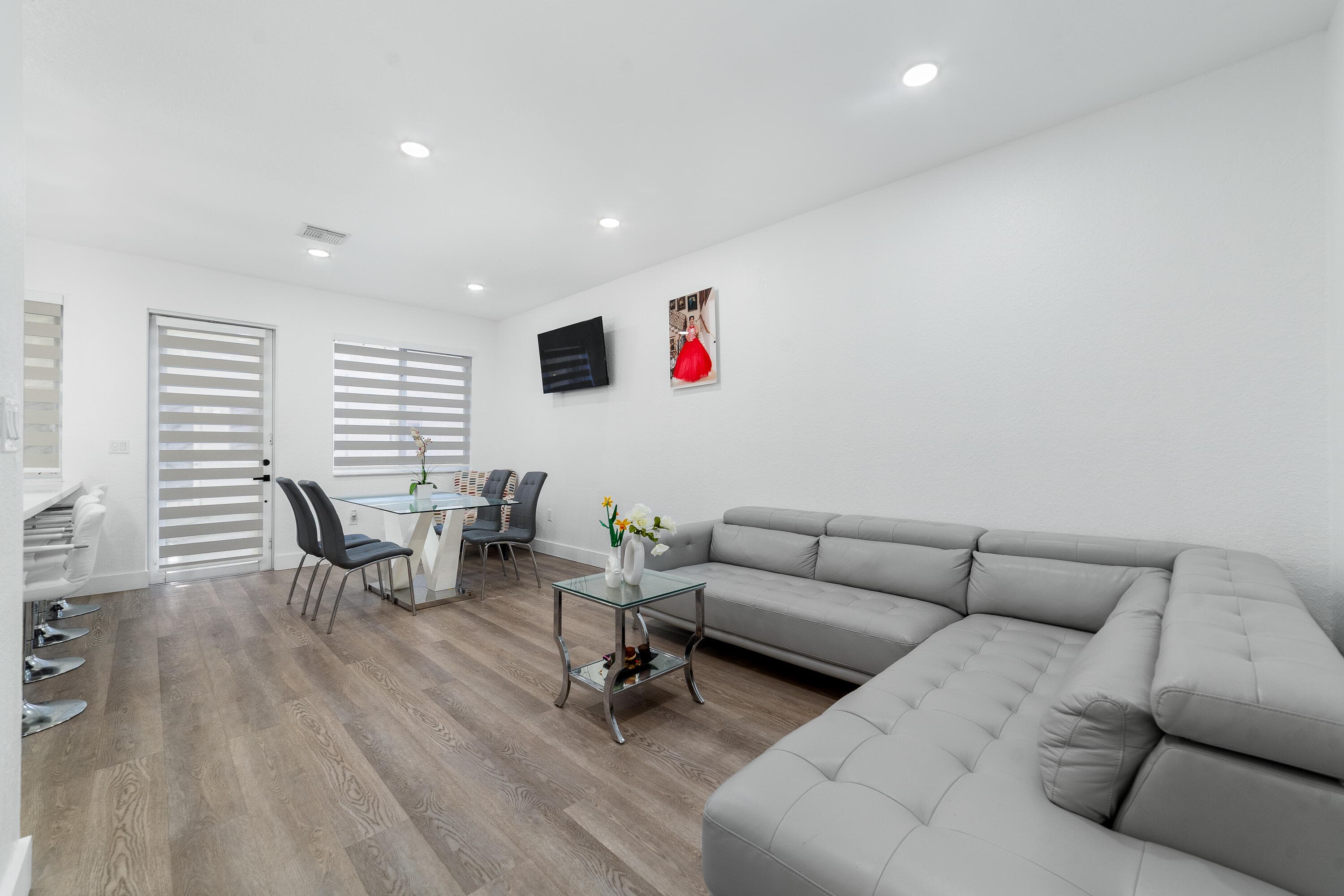 21105 NW 14th Place 4, Miami Gardens, FL 33169 5