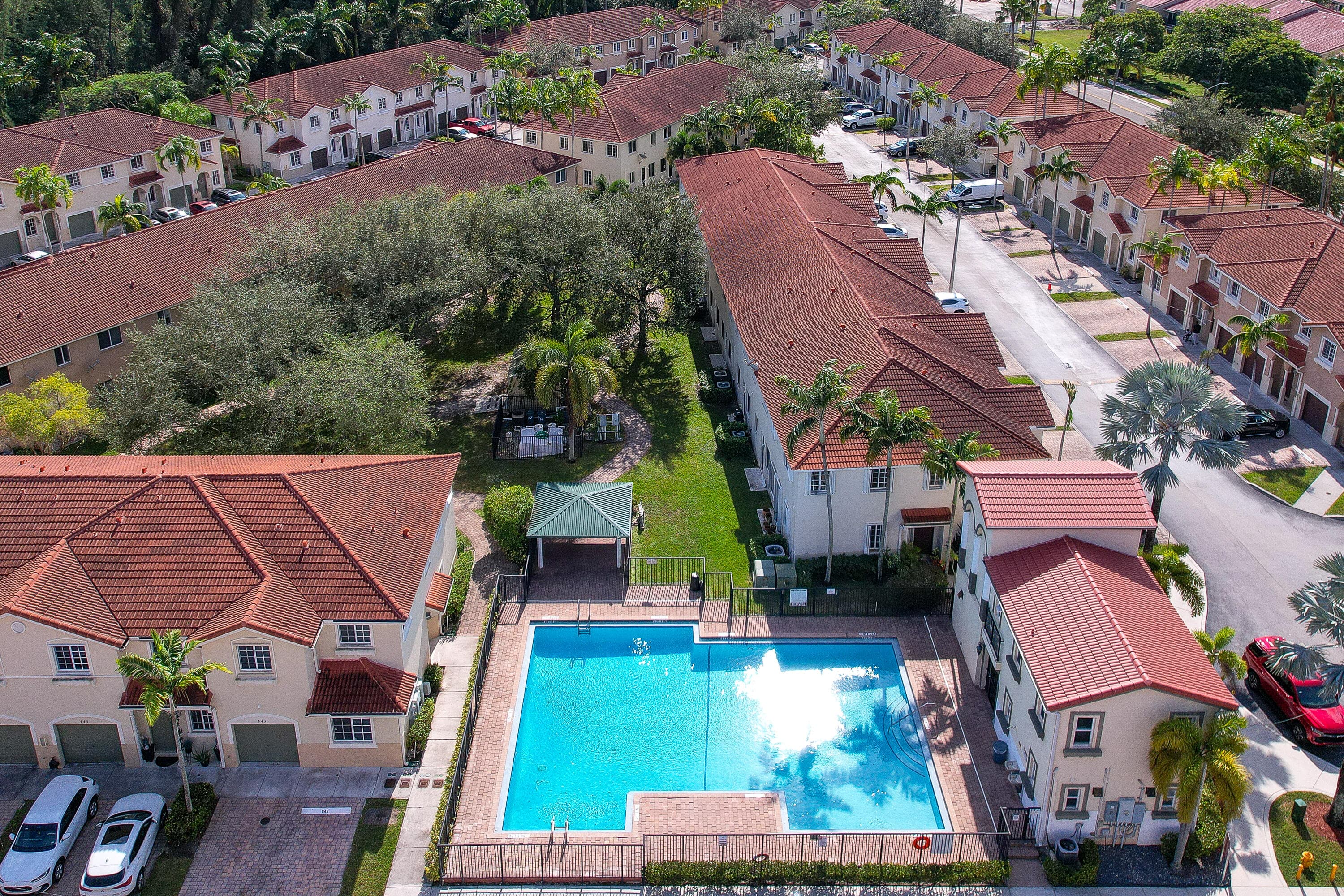 21105 NW 14th Place 4, Miami Gardens, FL 33169 15